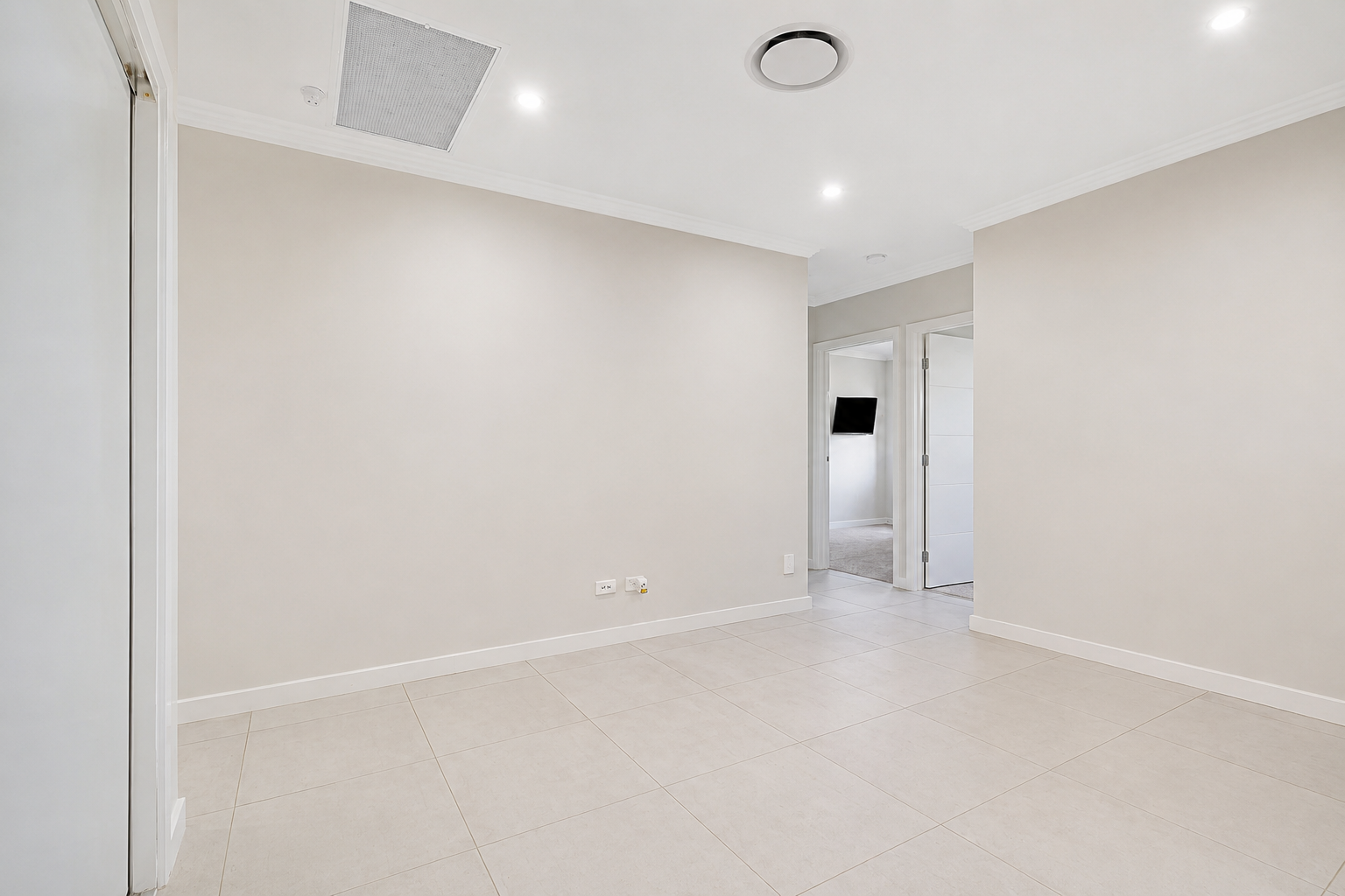8 Follett Street — photo 3 of 18