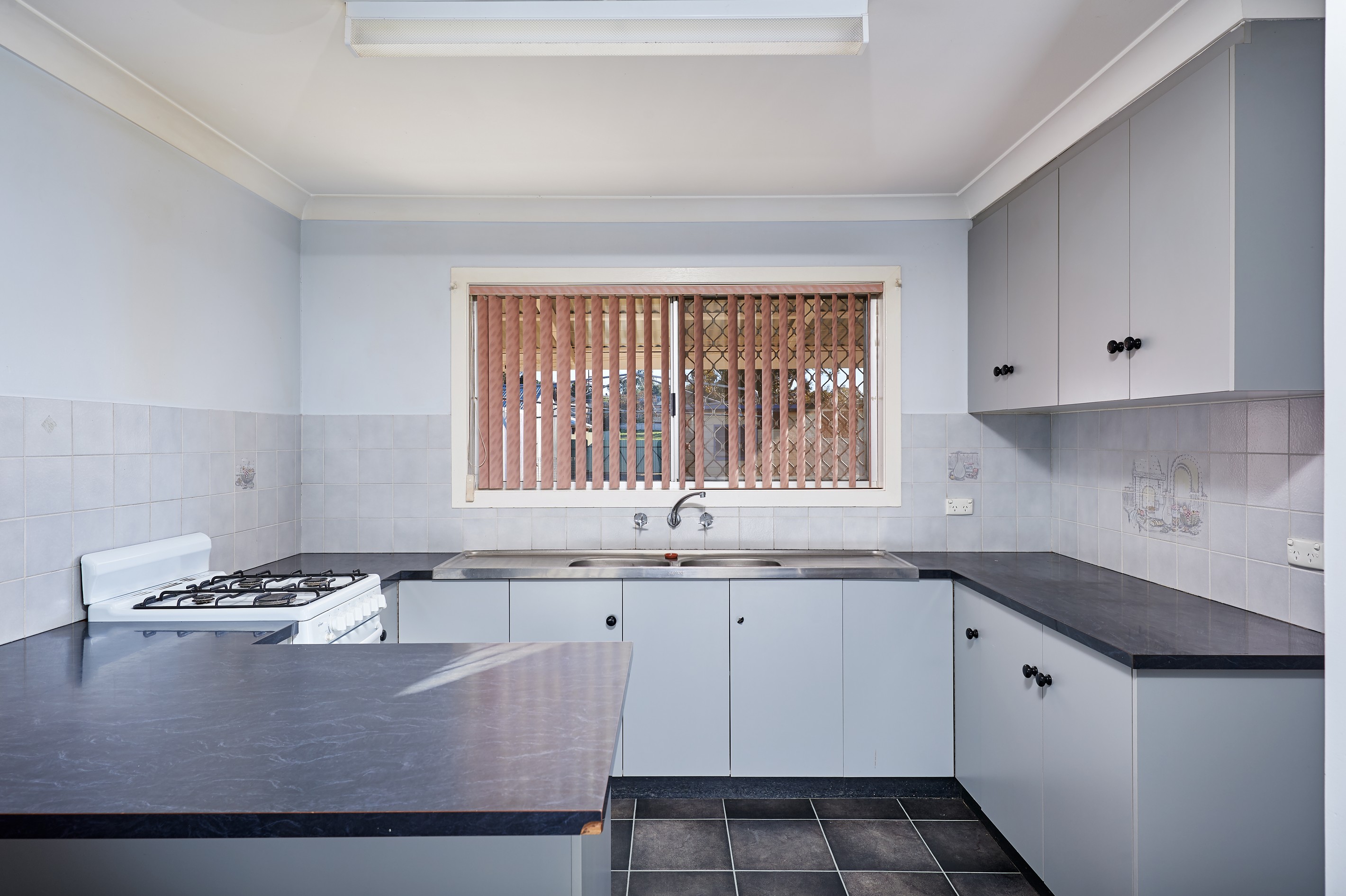 35 Regent Street, Junee, NSW 2663