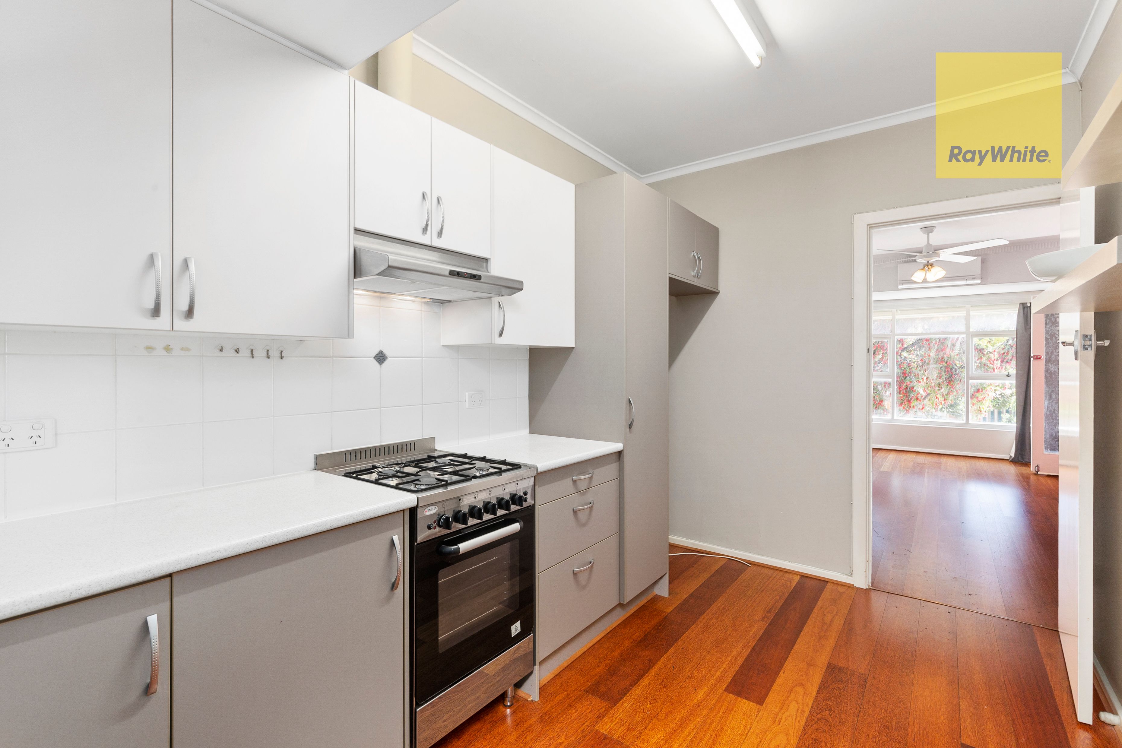 9/4 Dunbar Terrace, Glenelg East, SA 5045