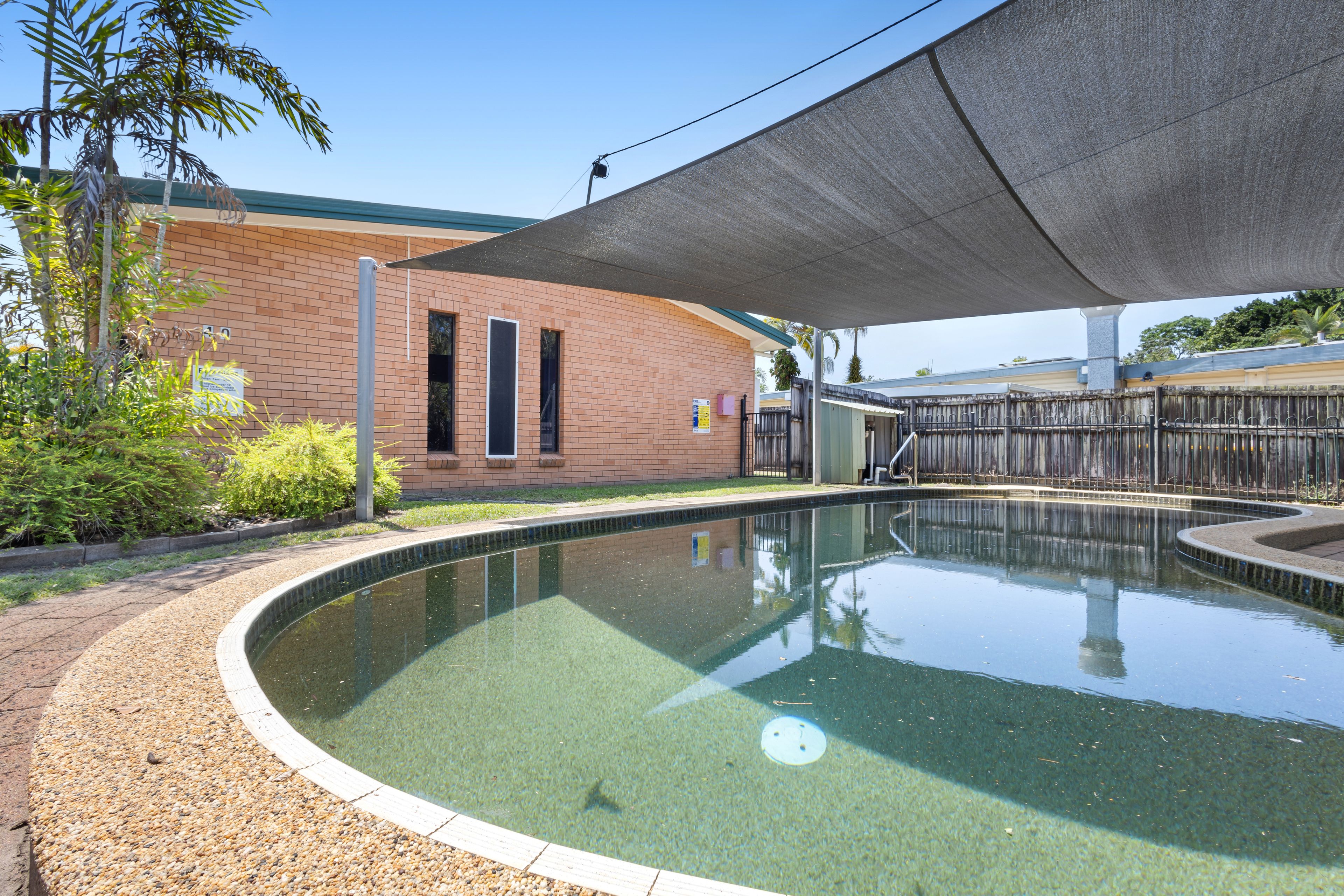 1/40 Marine Parade, Newell, QLD 4873