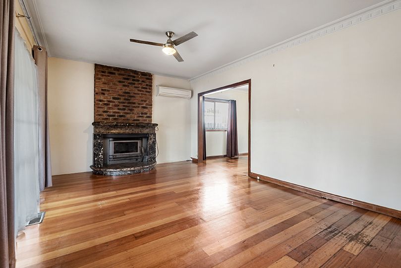 4 Elizabeth Grove, Bundoora, VIC 3083