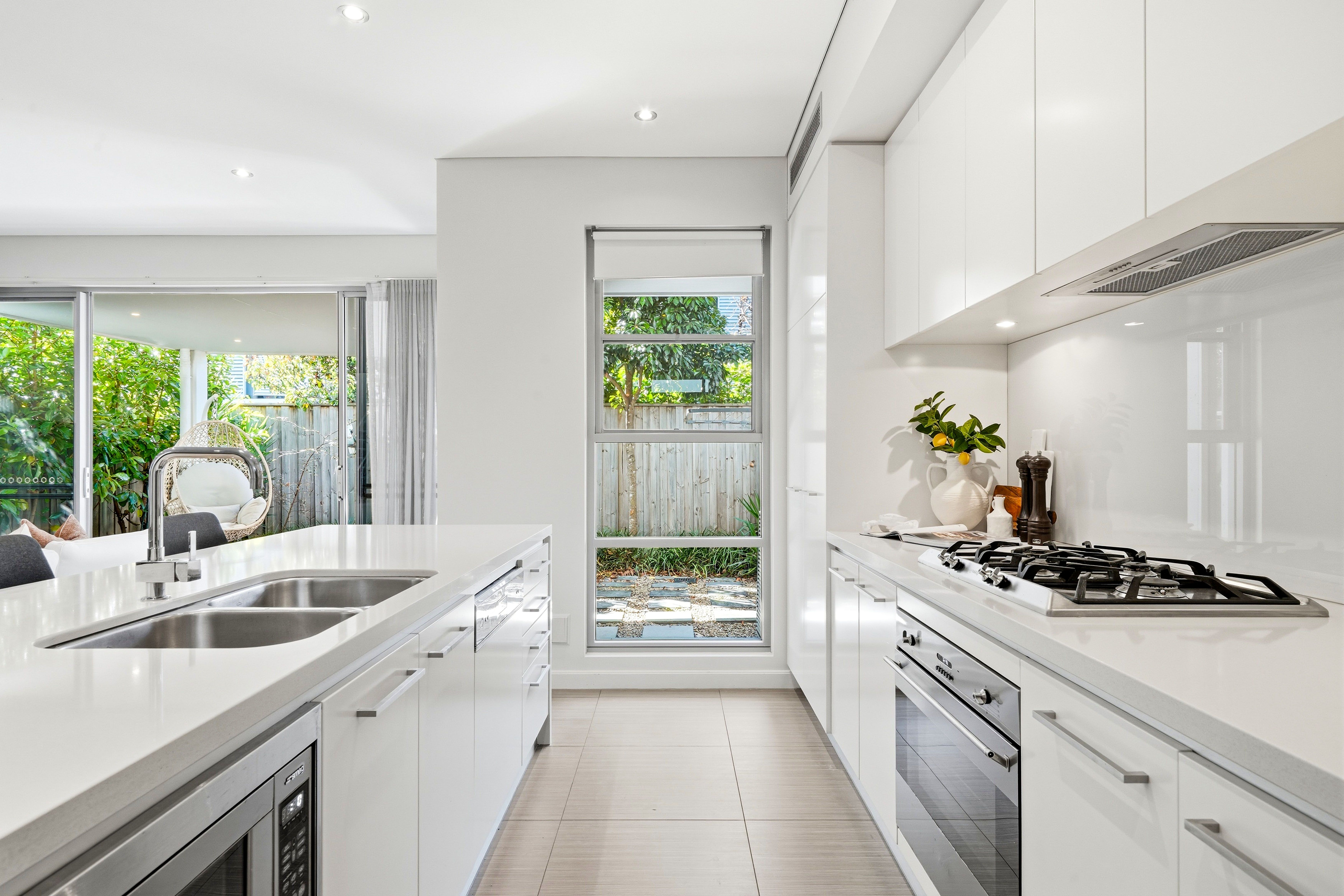 68 Central Park Avenue — photo 5 of 16