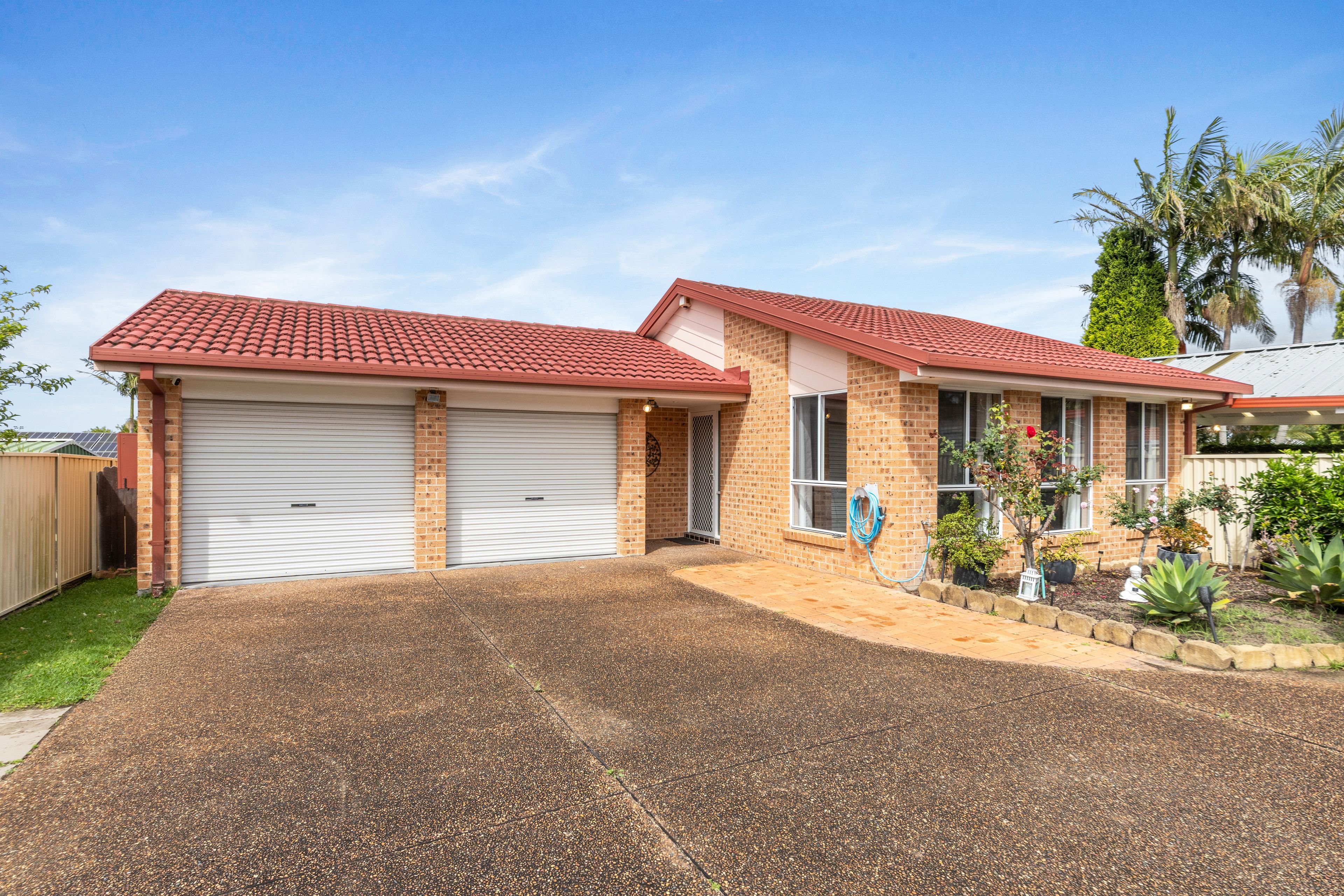 5 Fir Court, Blue Haven, NSW 2262