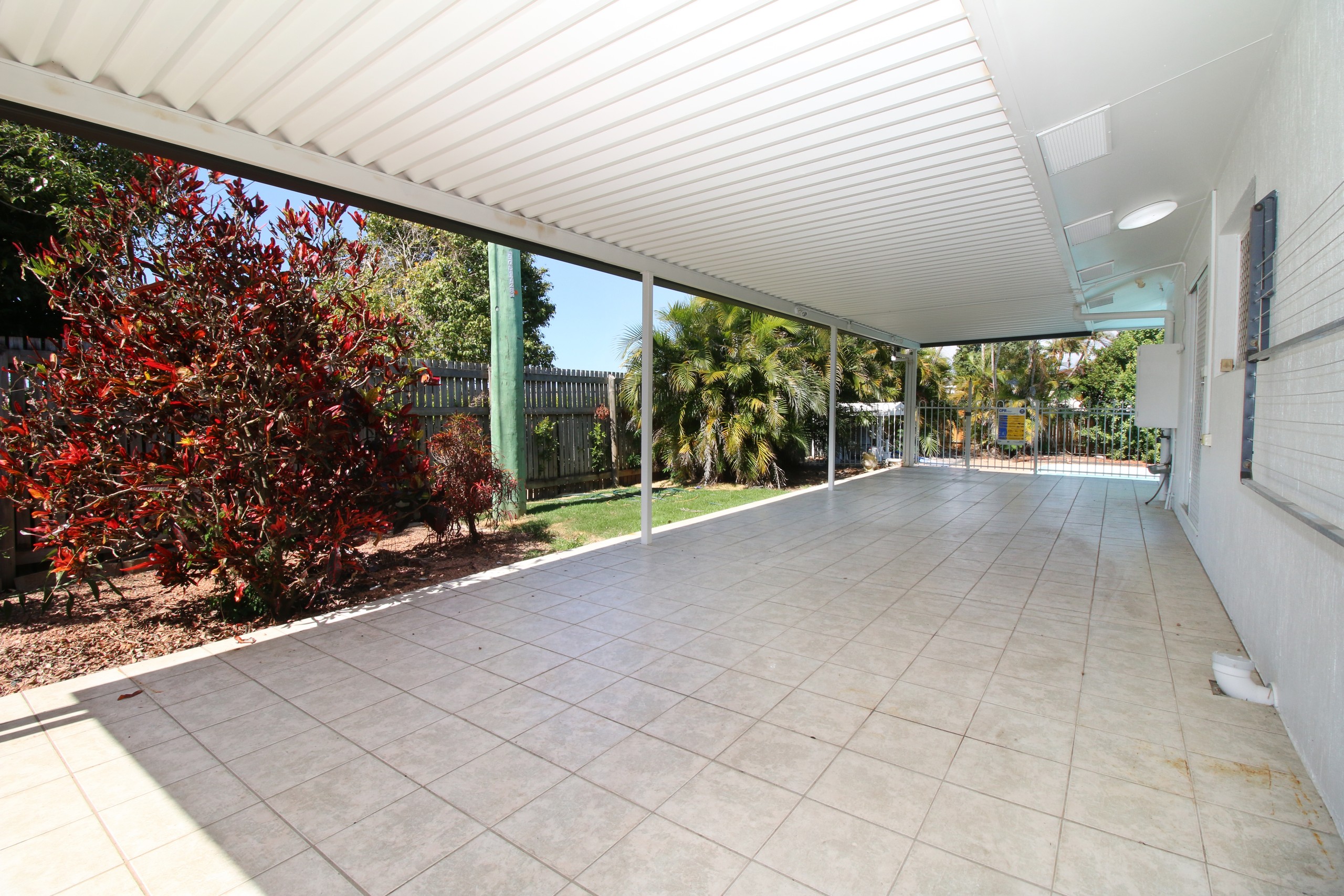 39 Ford Street, Hermit Park, QLD 4812