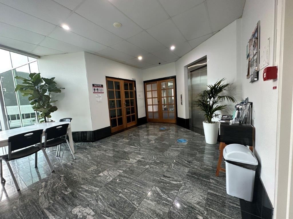 Surfers Paradise, QLD 4217