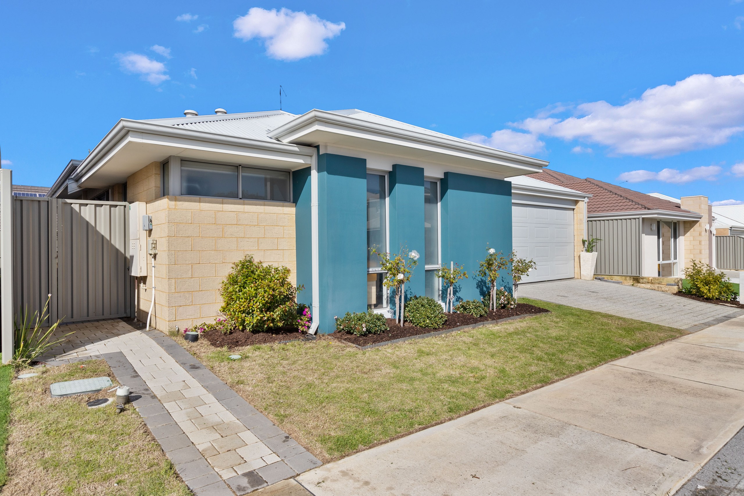 24 Commodore Avenue, Clarkson, WA 6030