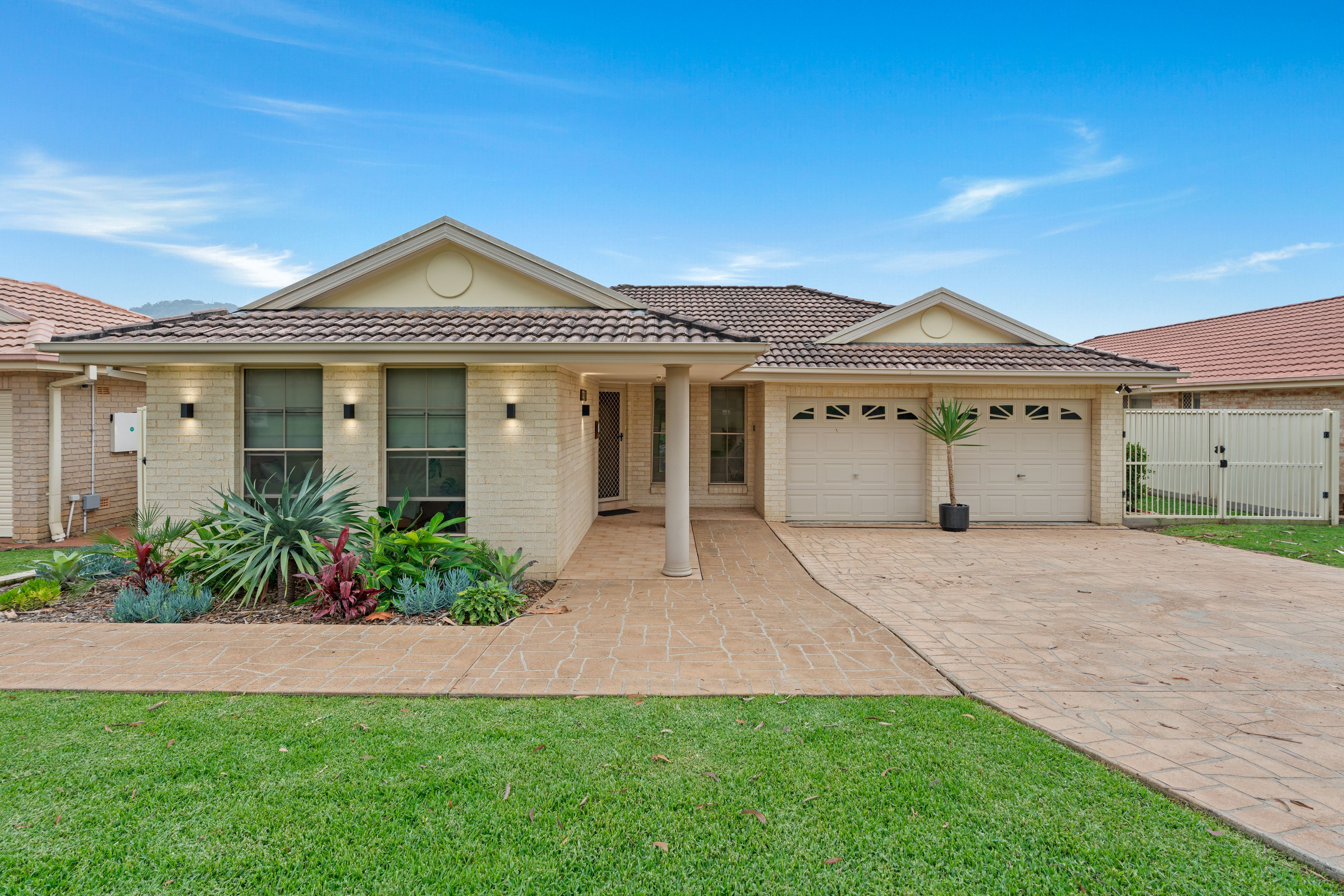 75 Sheraton Circuit, Bomaderry NSW 2541