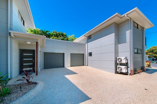 77 Livingstone Street, Berserker QLD 4701