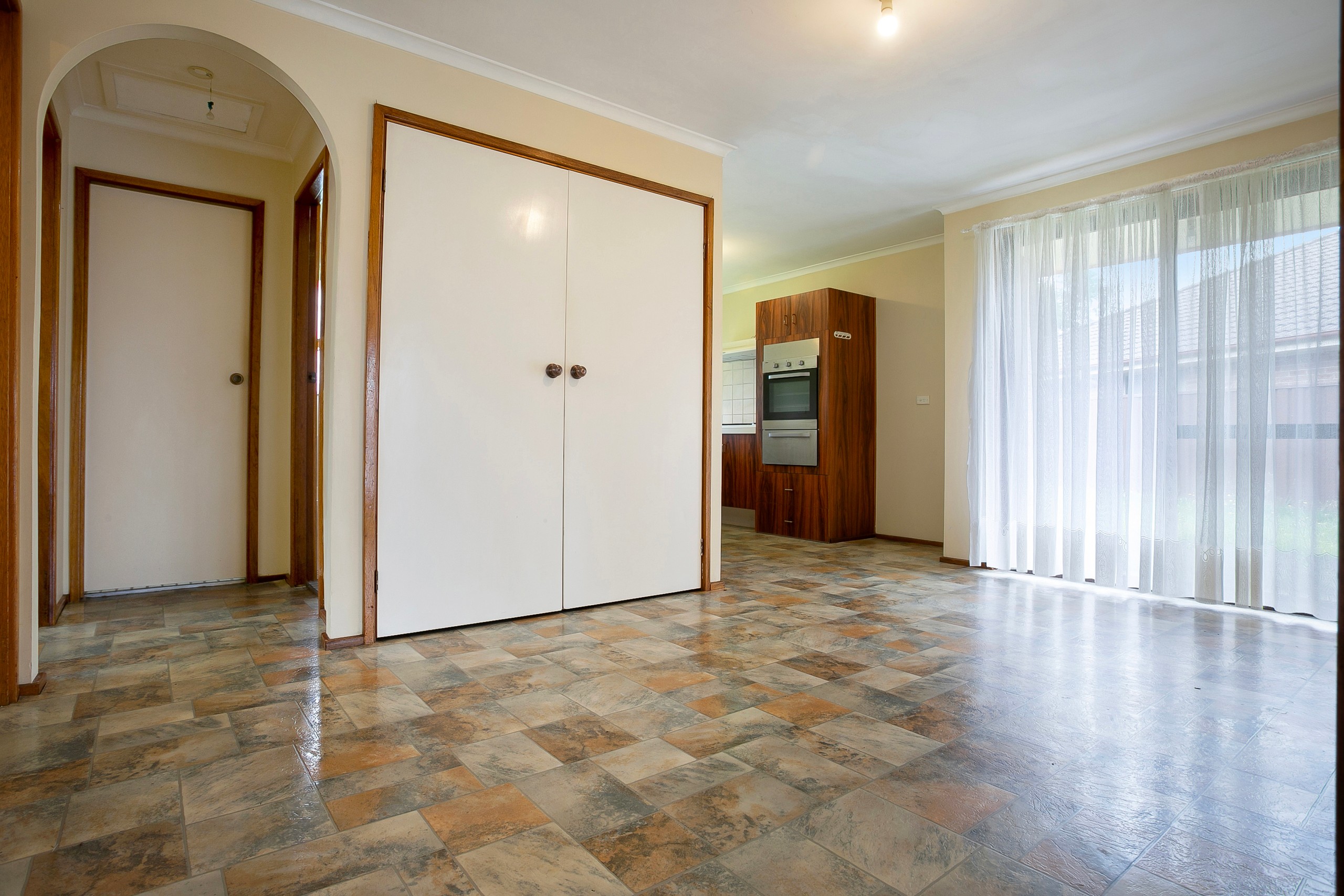 6 Dahlia Place, Claremont Meadows, NSW 2747