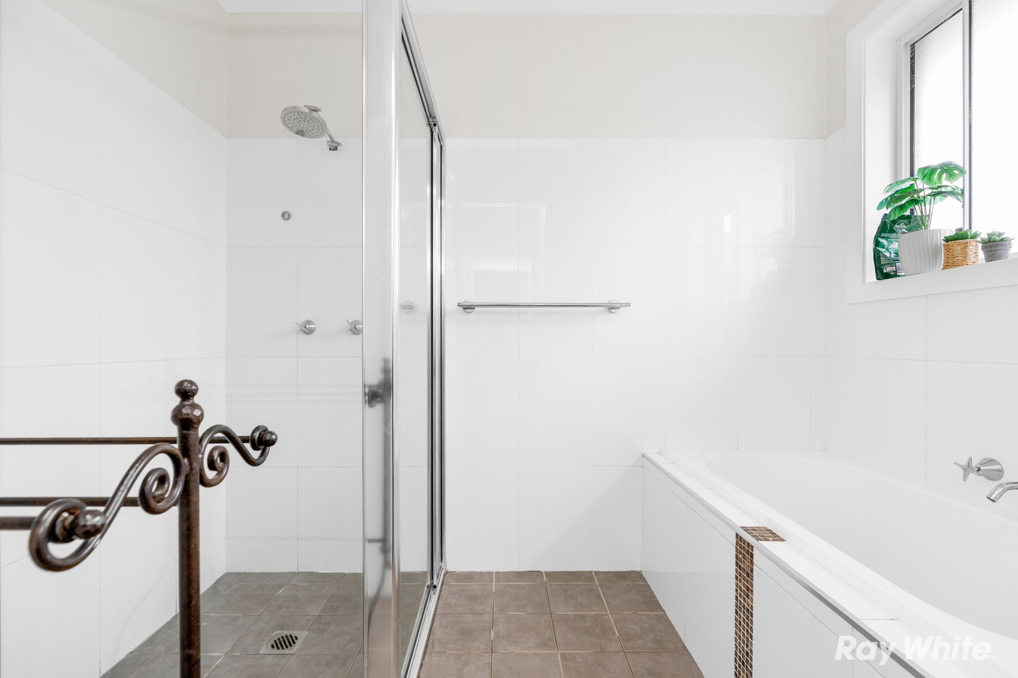 13 Mirrul Street — photo 10 of 11