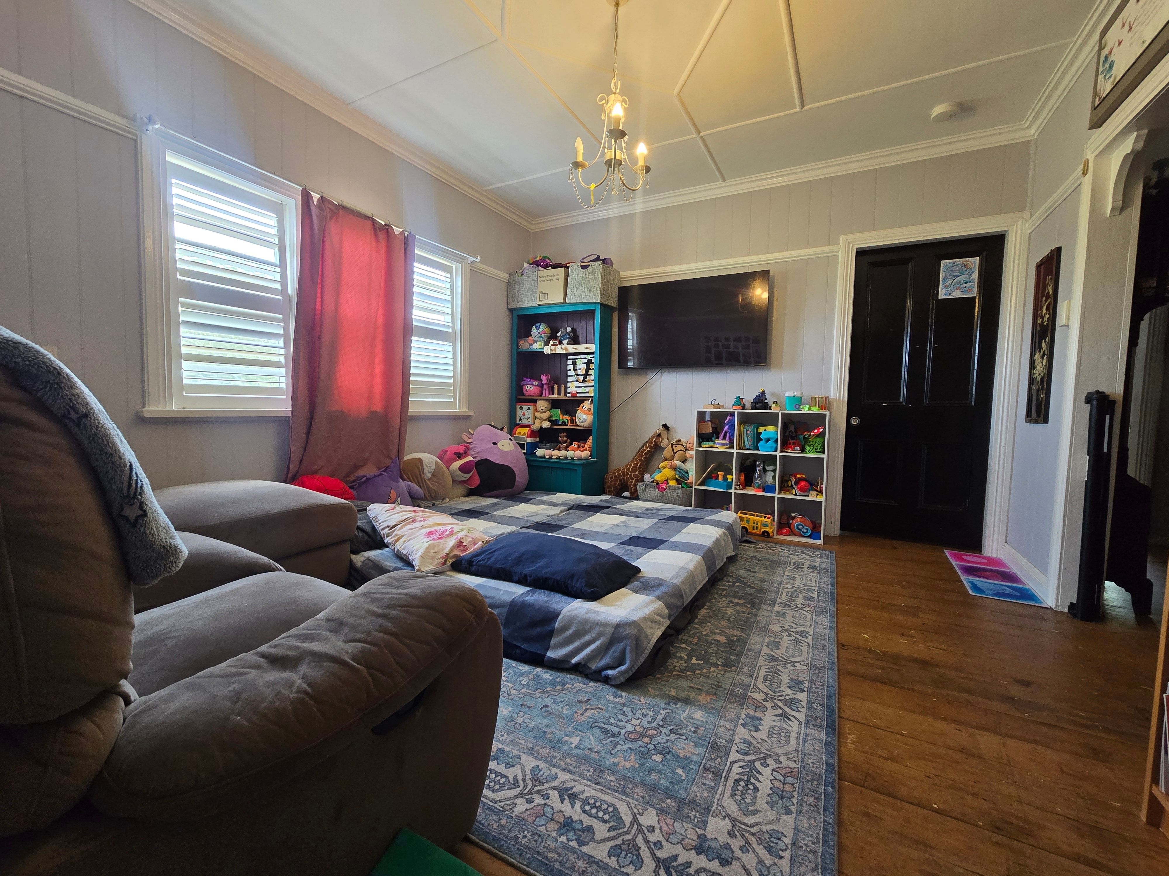 17 Albert Street — photo 6 of 15