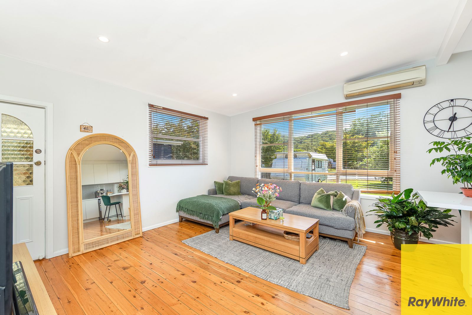 9 Monash Road, Umina Beach, NSW 2257