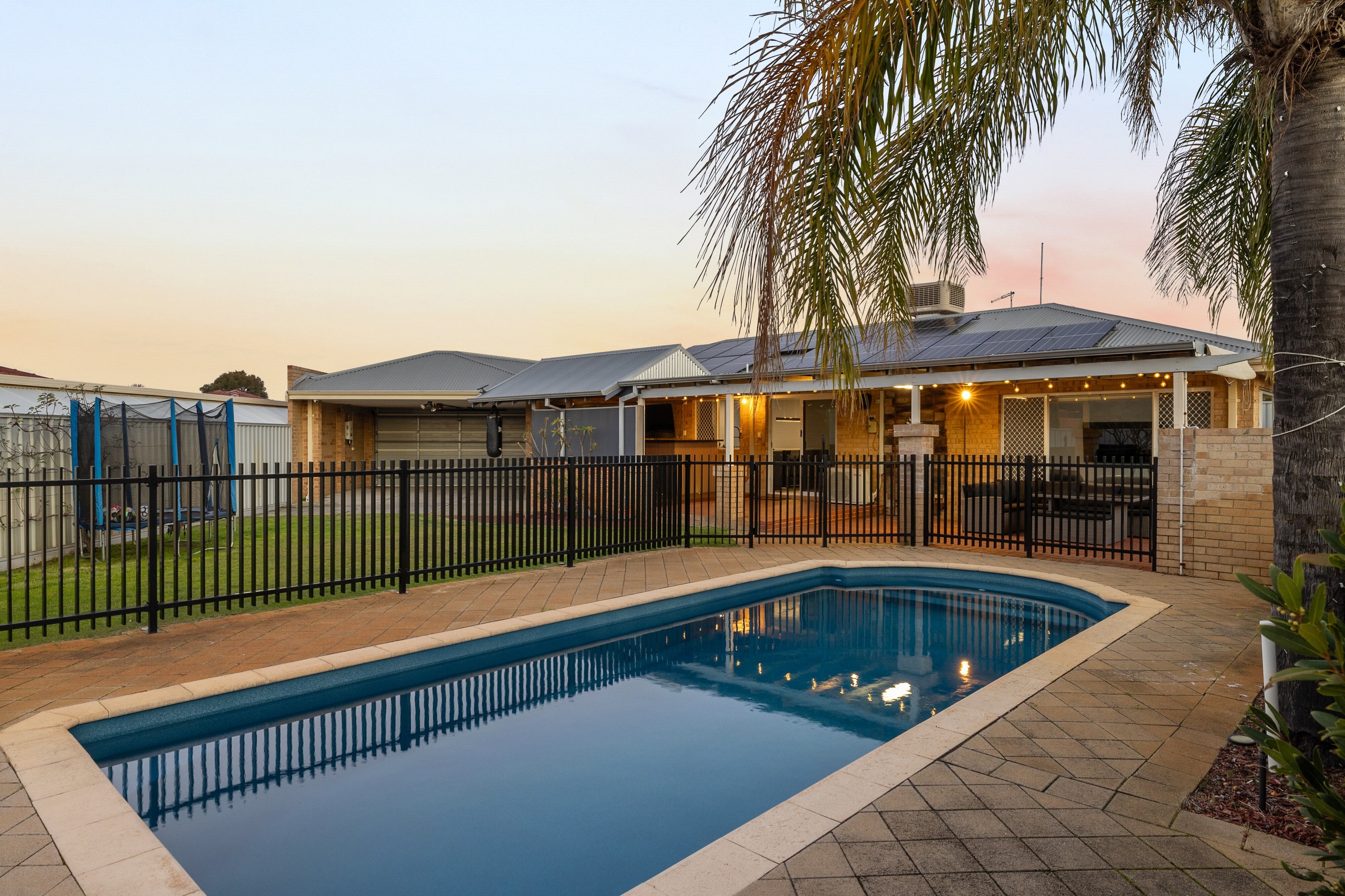 12 Rawlinna Heights, Ballajura, WA 6066