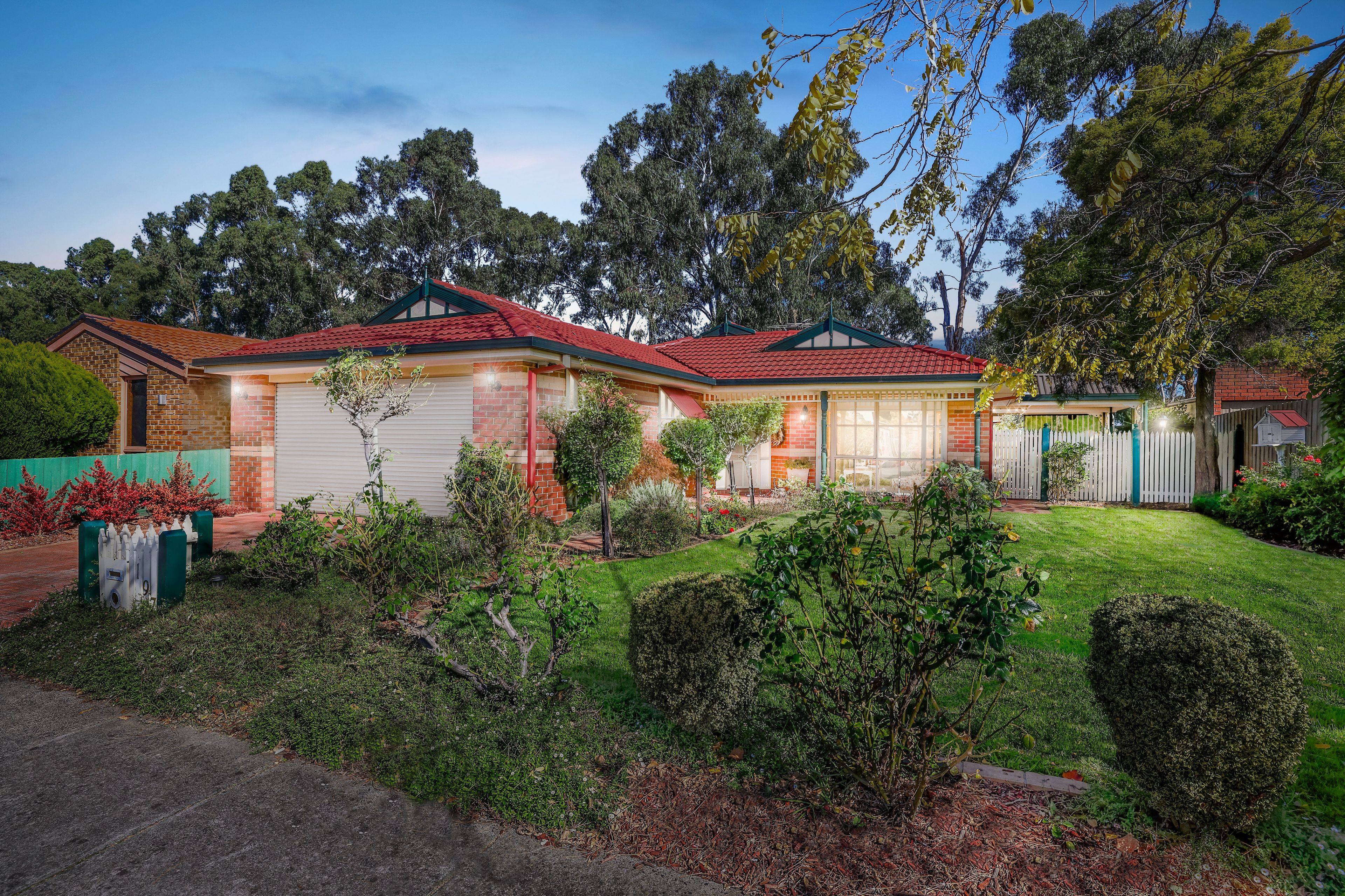 197 Windermere Drive, Ferntree Gully VIC 3156