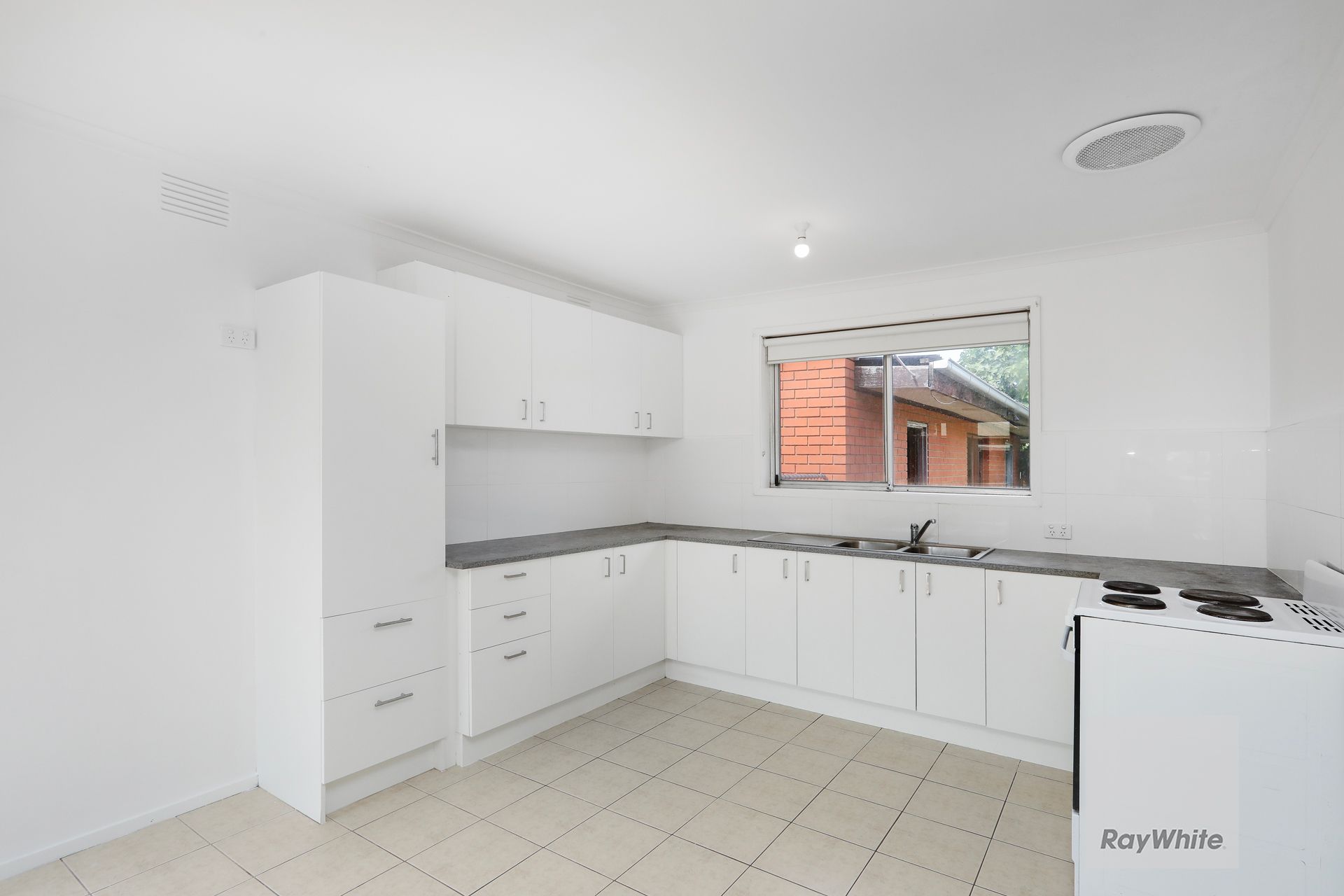 64 Elmhurst Road, Gladstone Park, VIC 3043