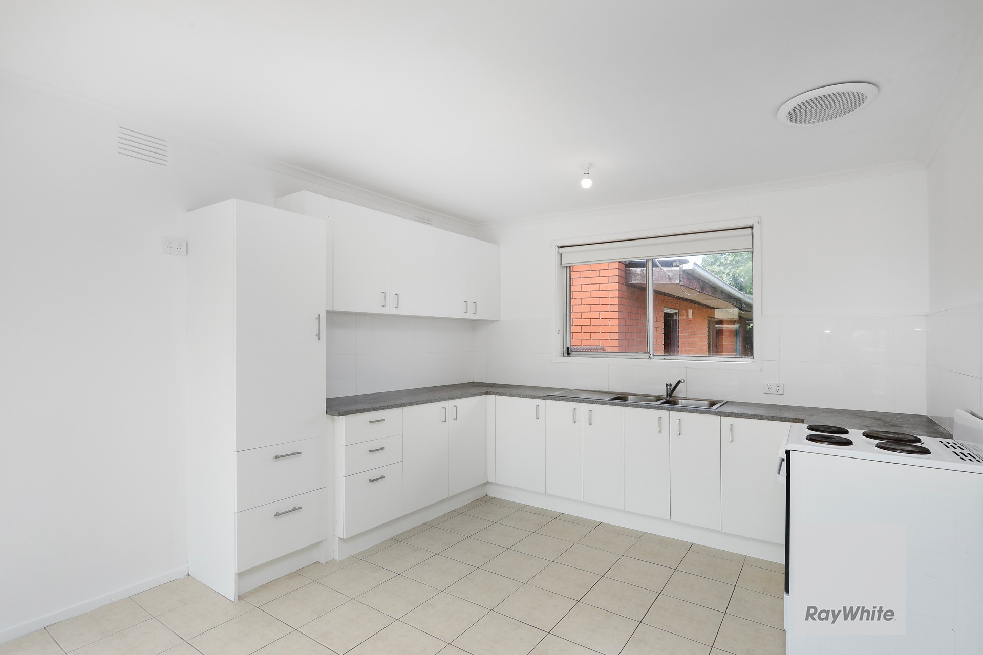64 Elmhurst Road, Gladstone Park, VIC 3043
