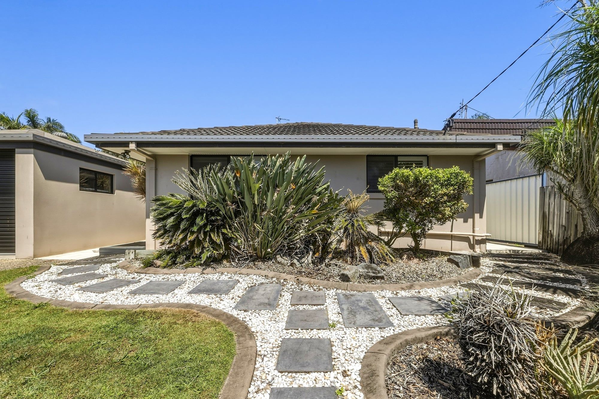 26 Coonawa Street — photo 18 of 20