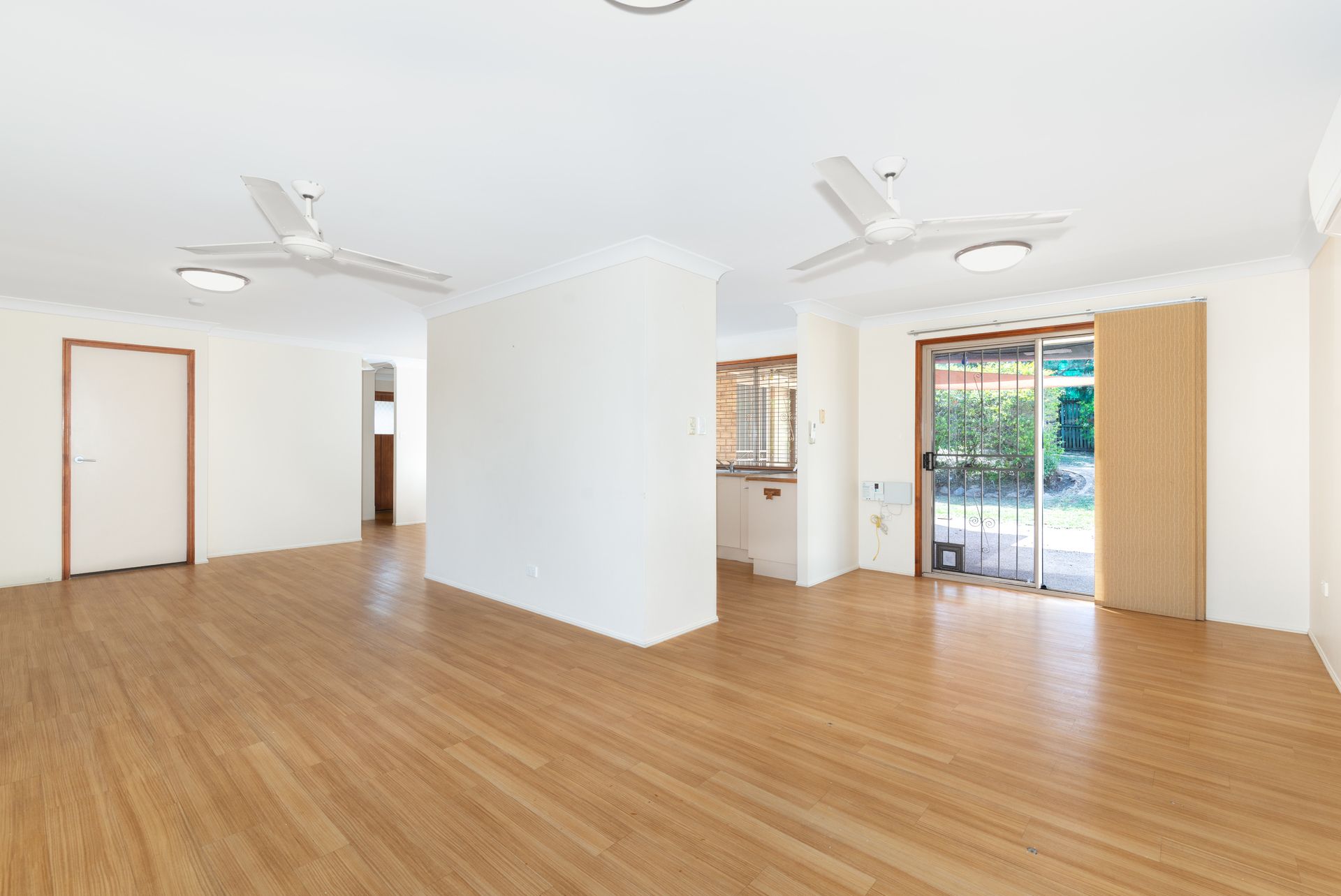 85 Balstrup Road South, Kallangur, QLD 4503