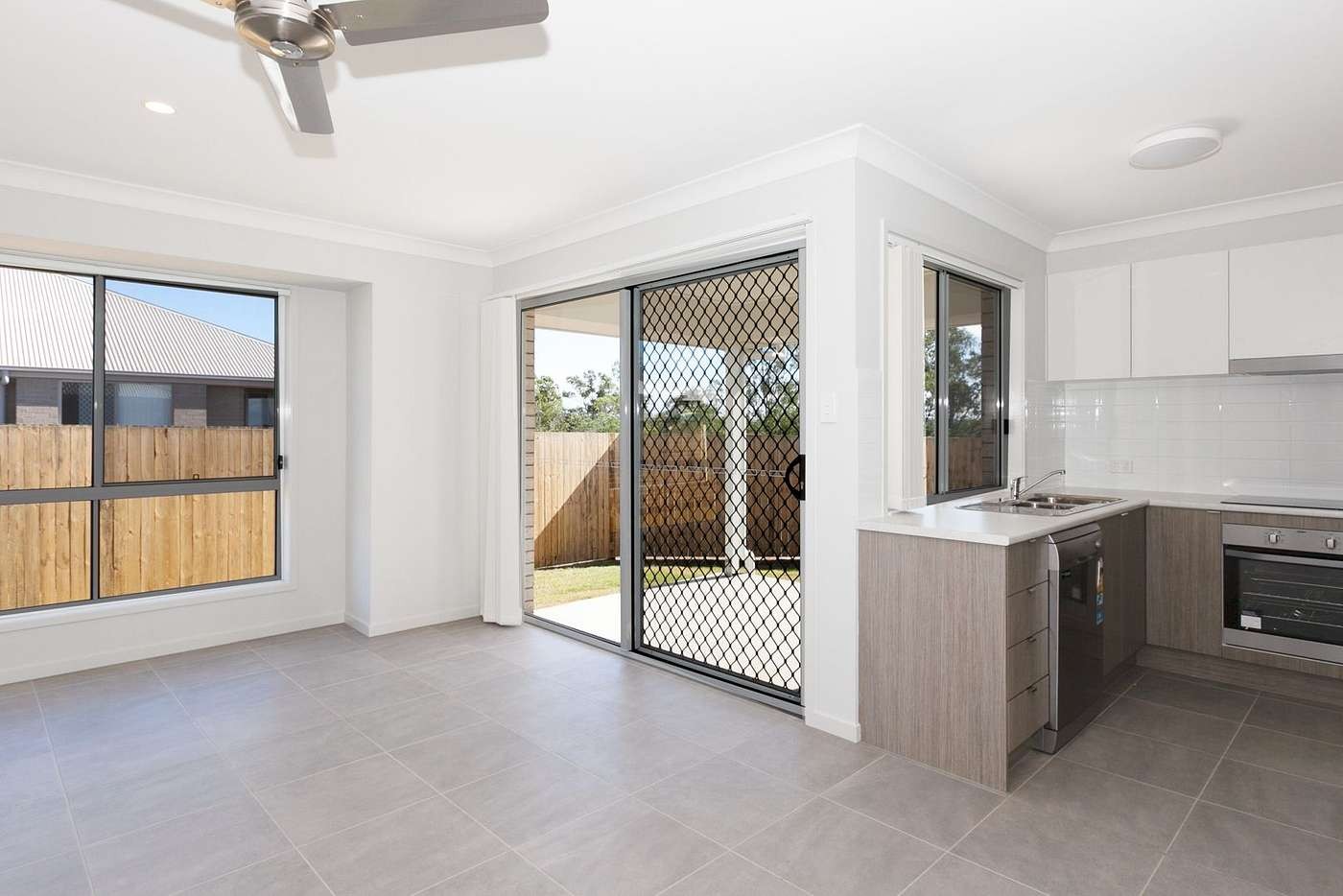 1/5 Ludwig Street, Leichhardt, QLD 4305