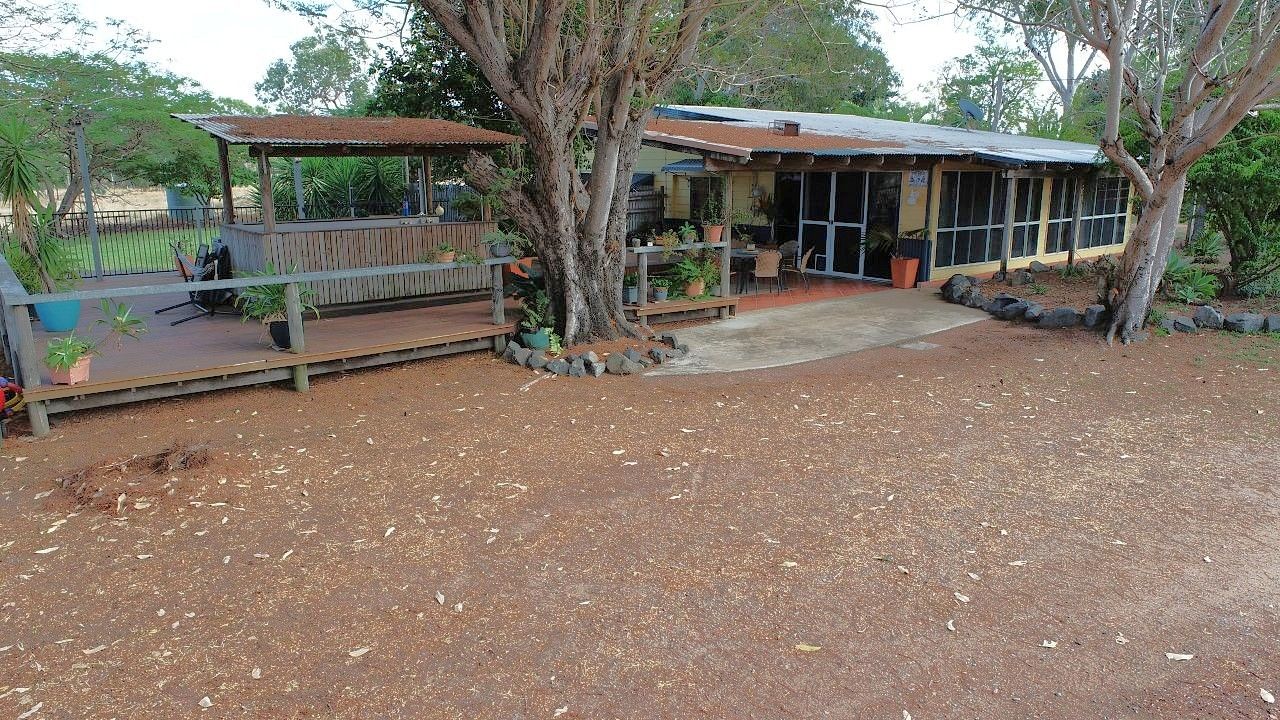 10584 Flinders Highway — photo 25 of 30