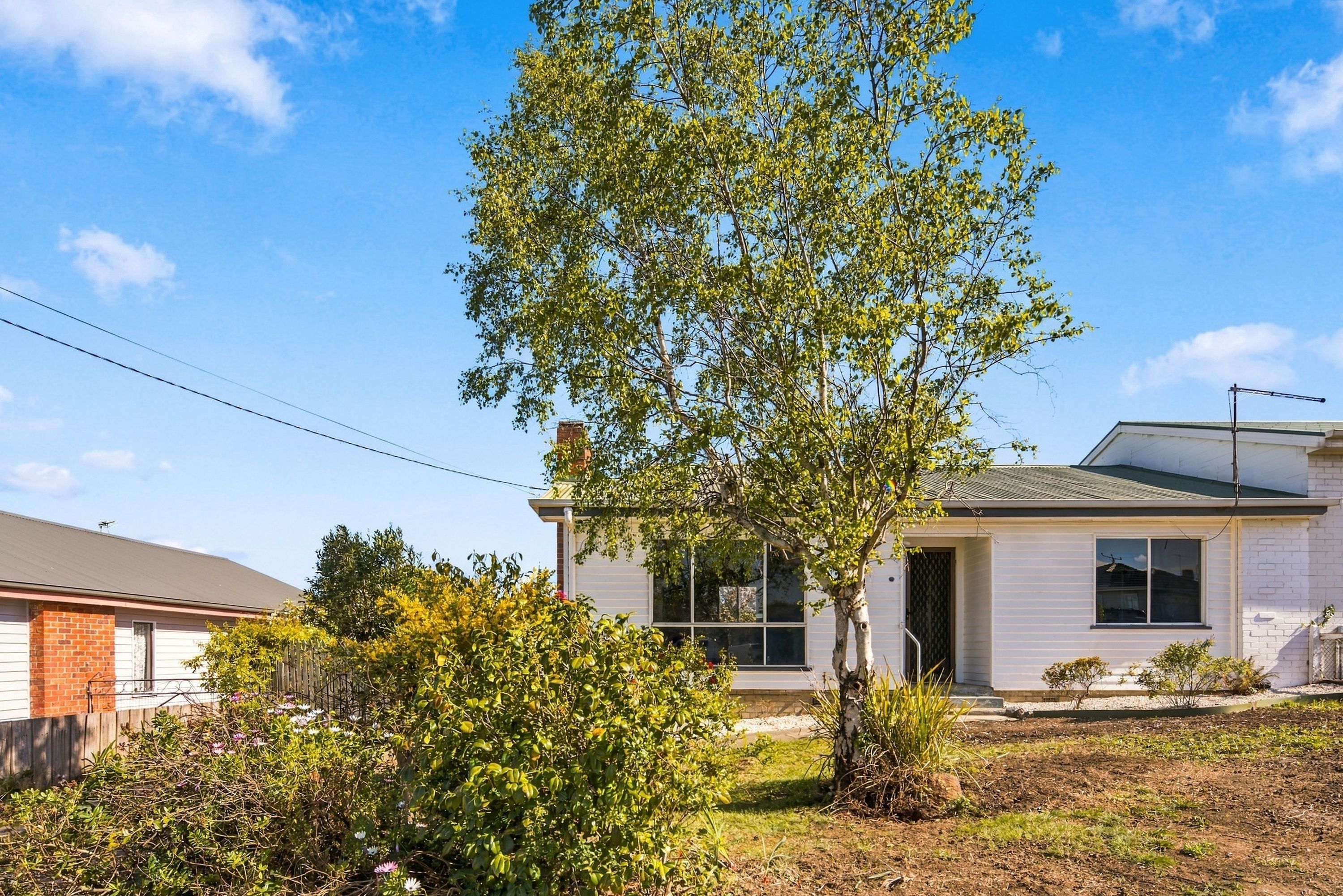 11 Mayfield Street — photo 17 of 23