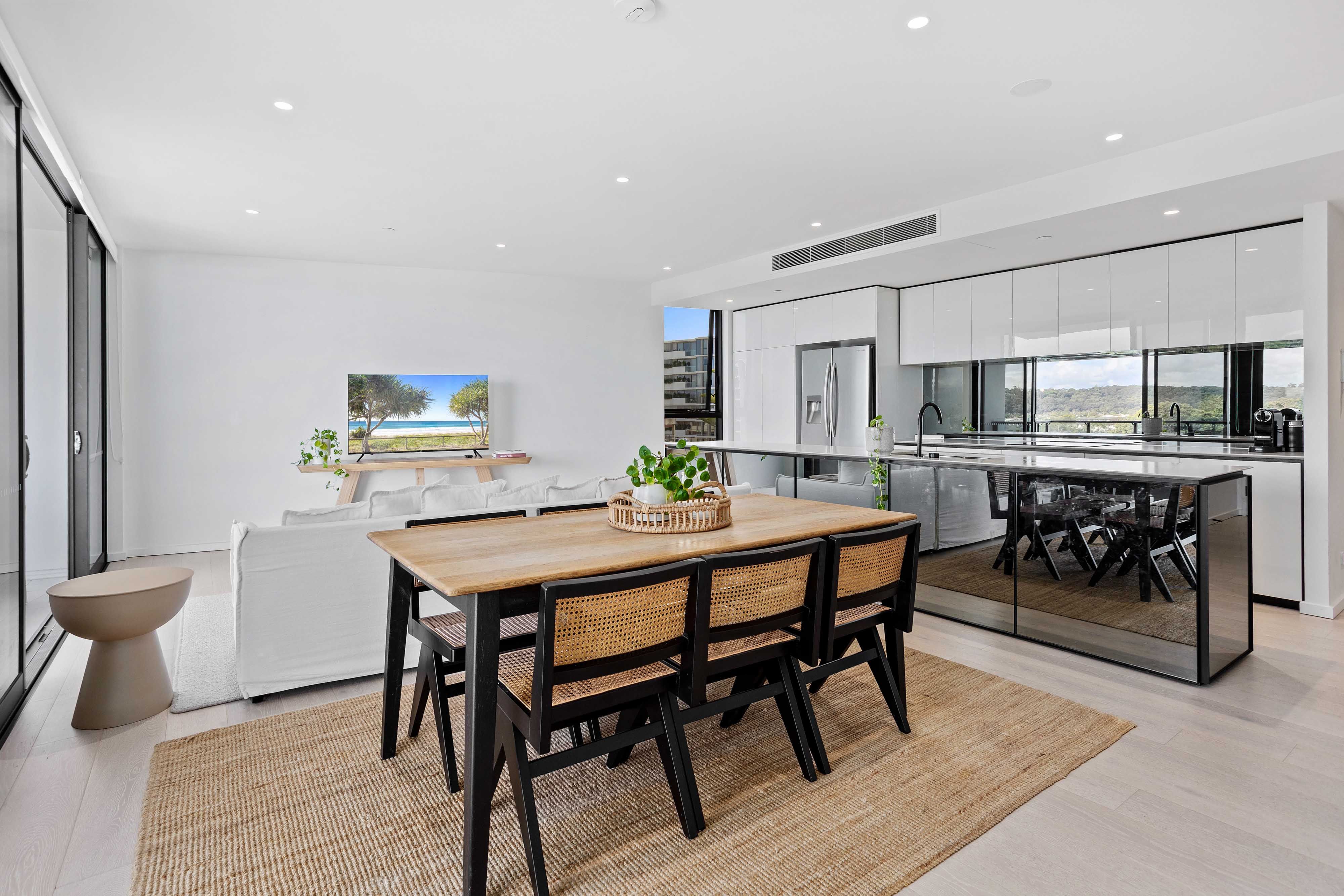 2509/1328 Gold Coast Highway — photo 6 of 18