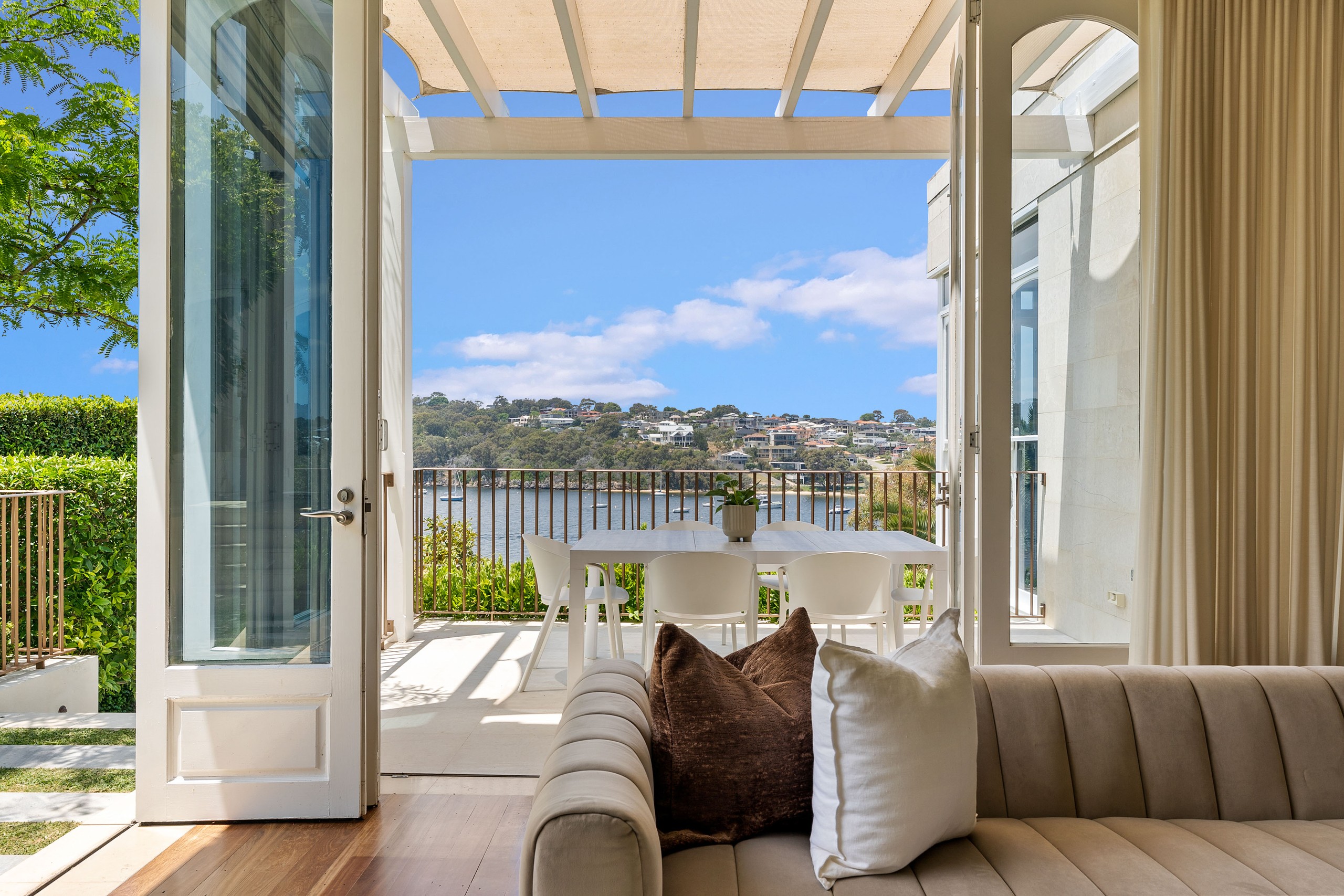 4 Riverside Drive, Mosman Park, WA 6012