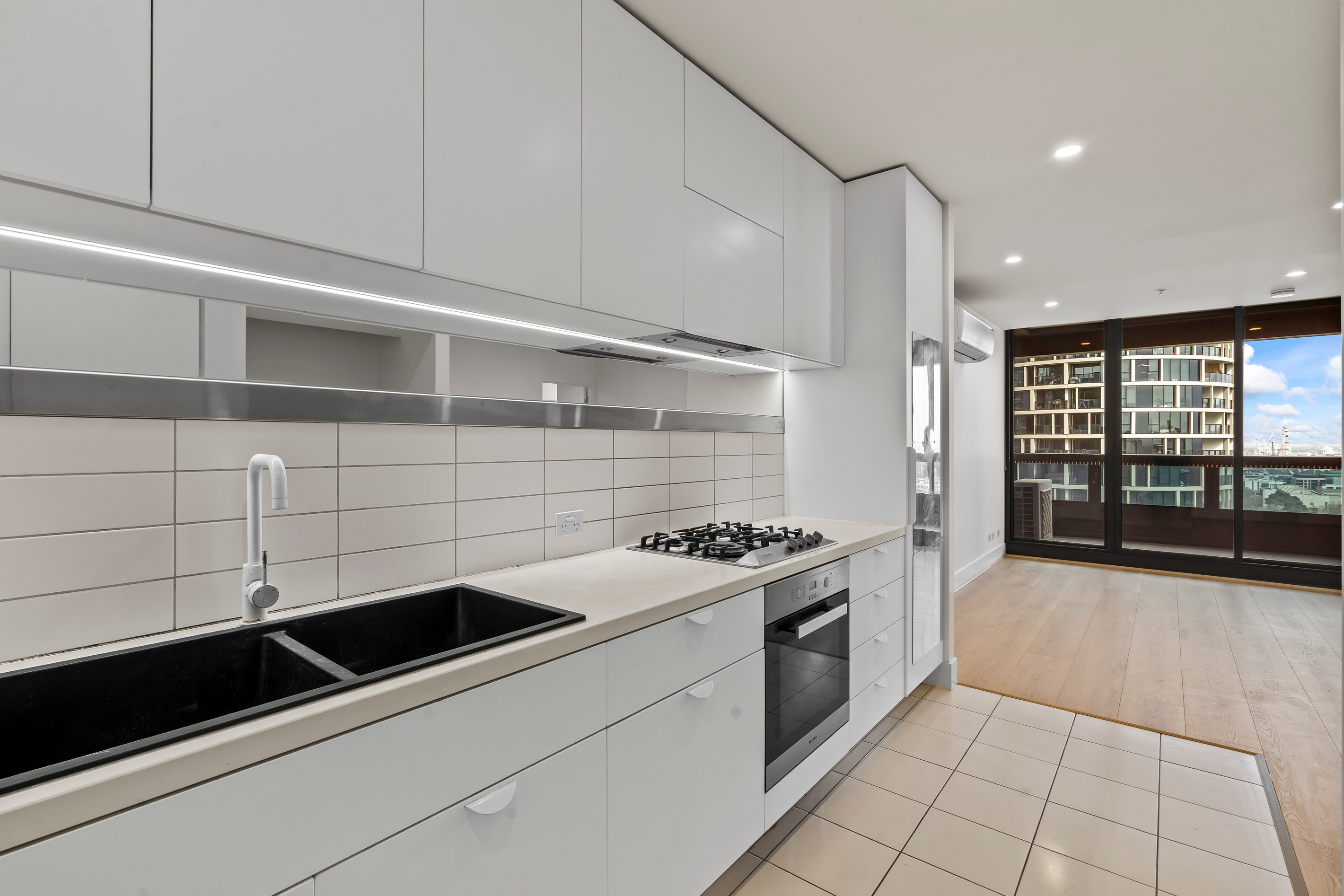 1705/500 Elizabeth Street, Melbourne, VIC 3000