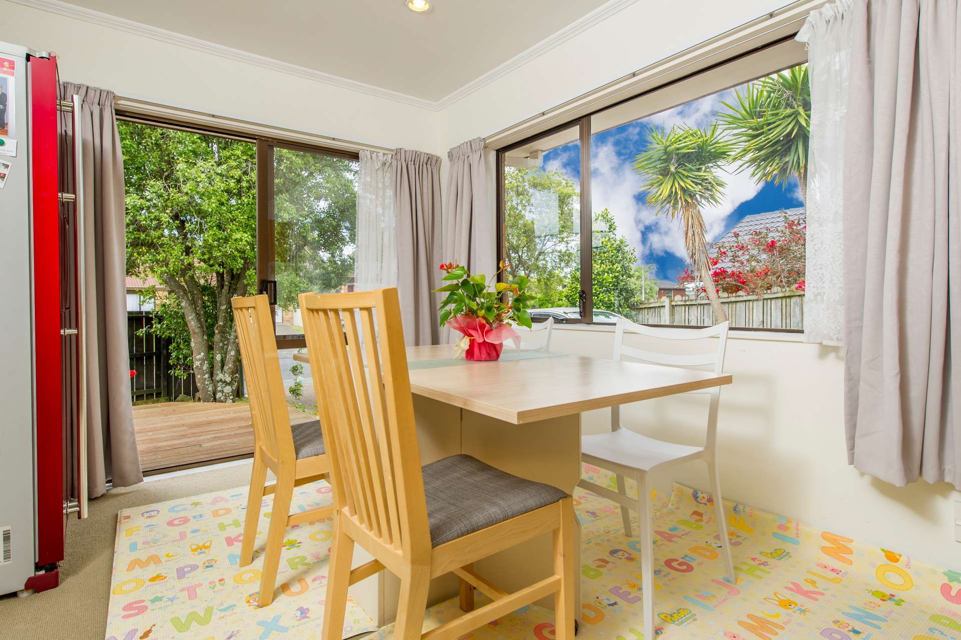 2/1 Britannia Place, Half Moon Bay, Manukau City