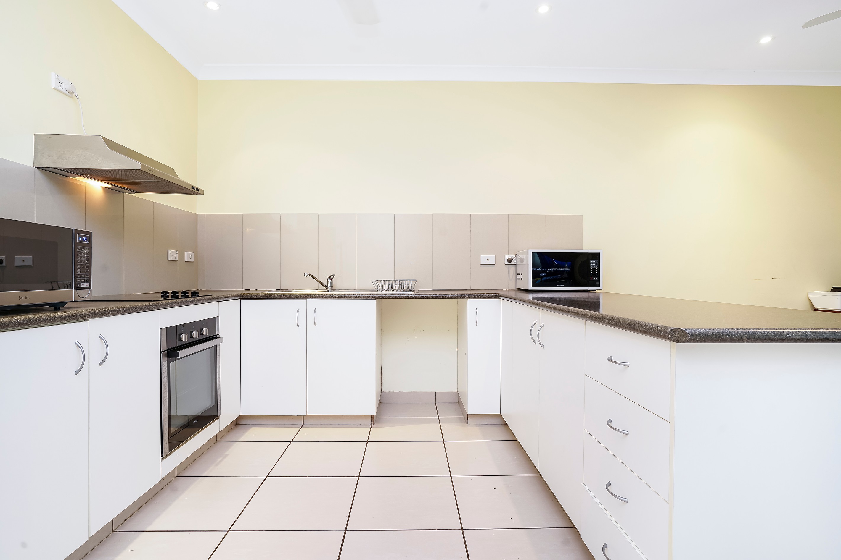 10/6 Wright Crescent, Gray, NT 0830