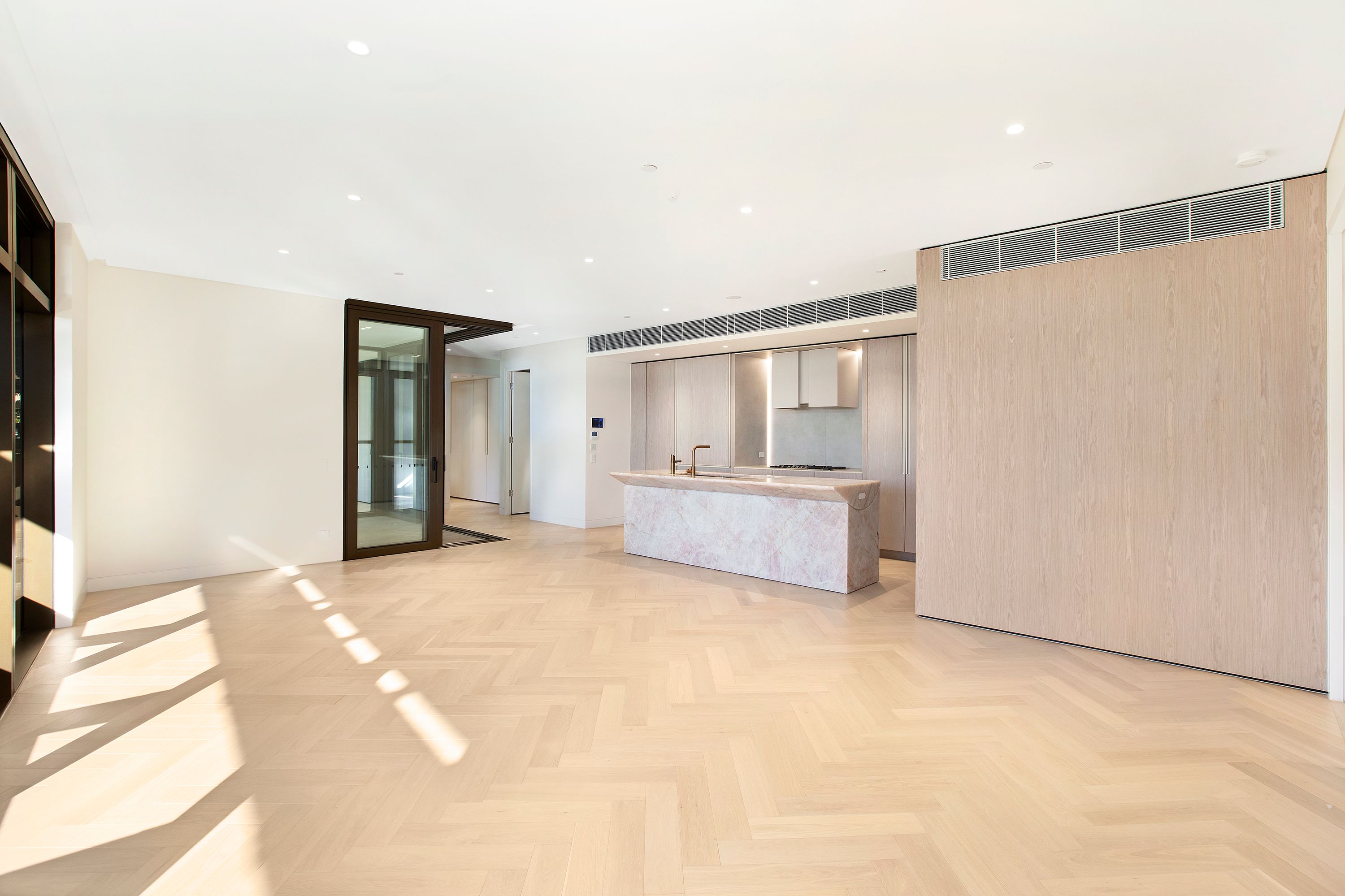 1402/111 Castlereagh Street, Sydney, NSW 2000