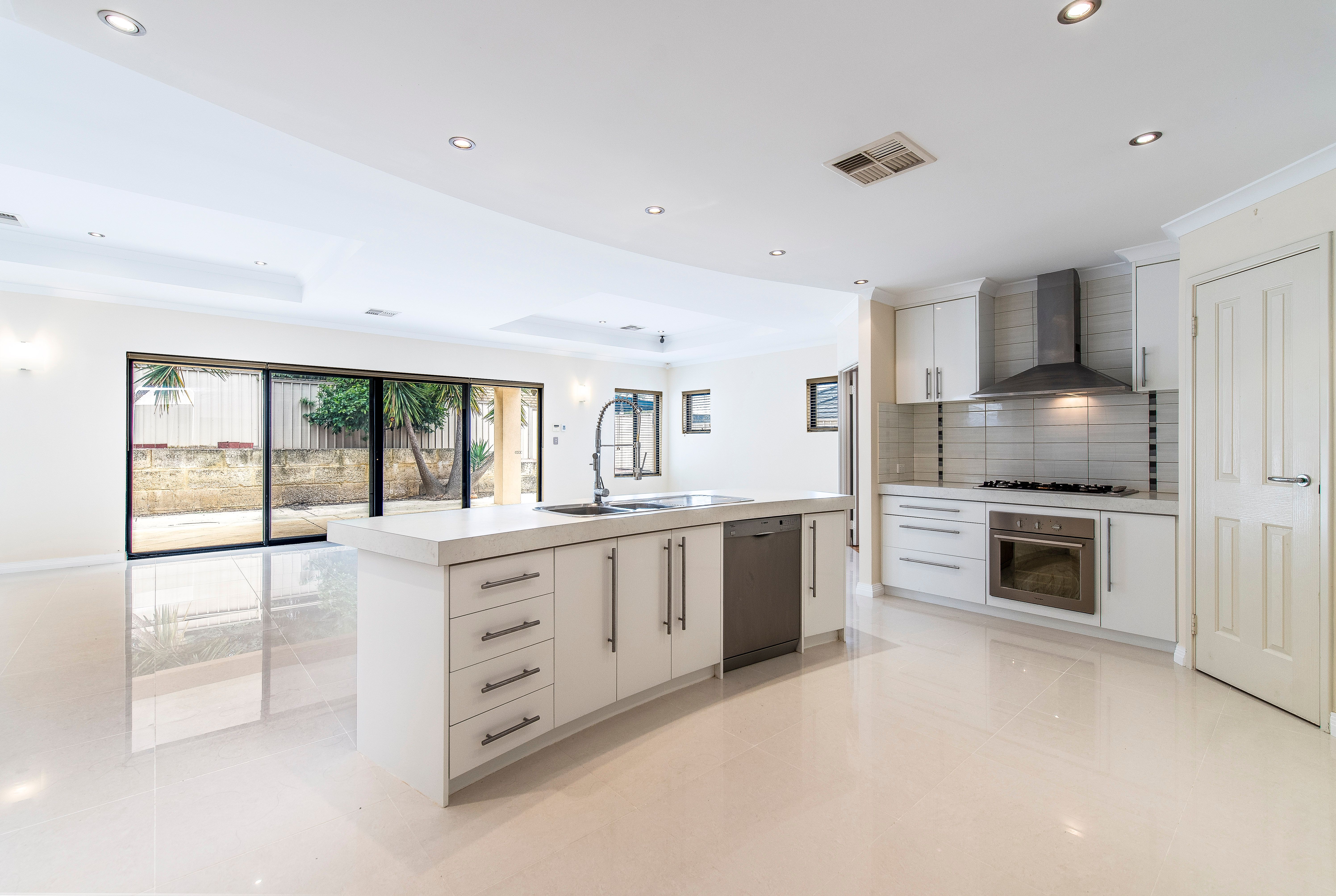 6 Ancona Link, Landsdale, WA 6065