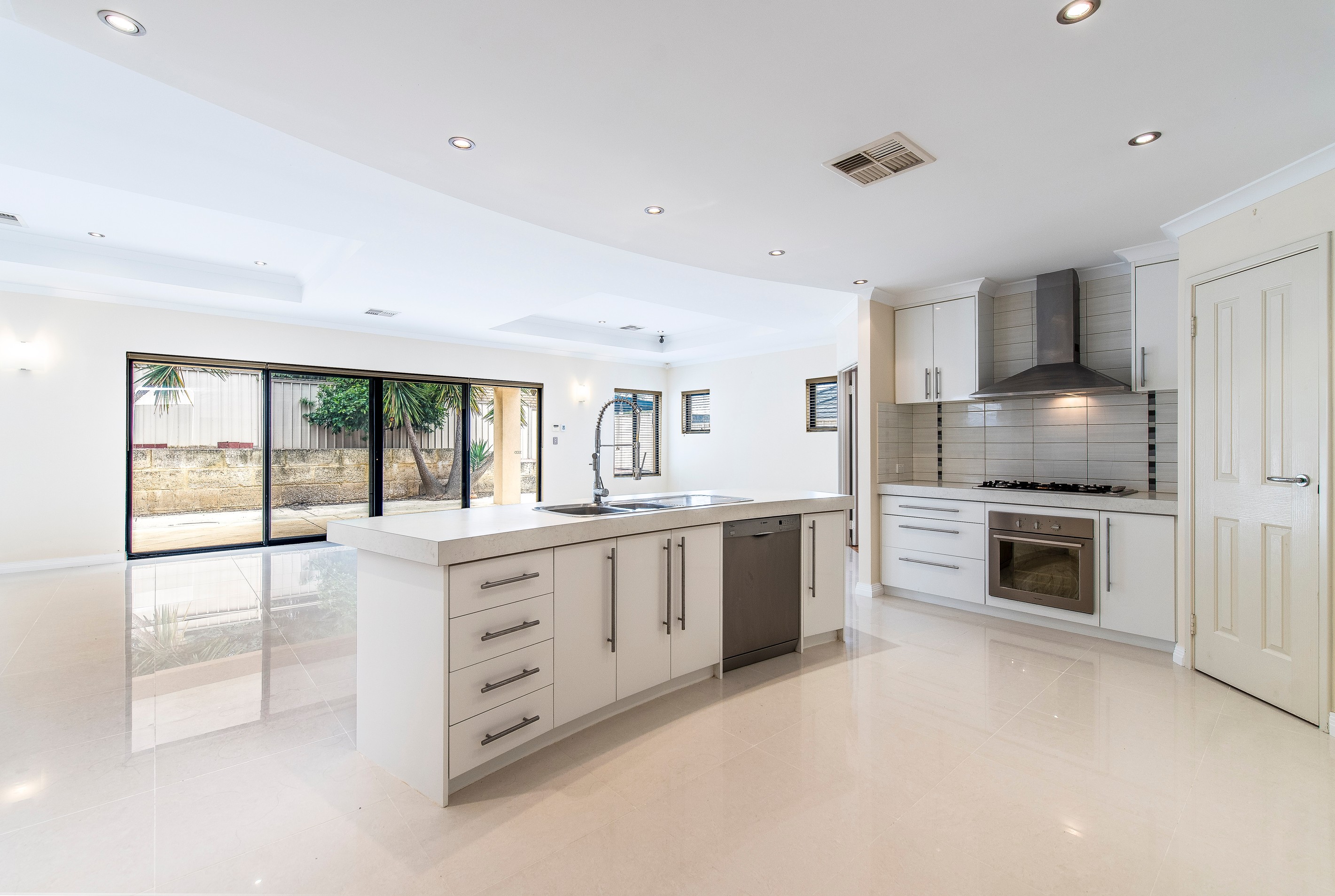 6 Ancona Link, Landsdale, WA 6065