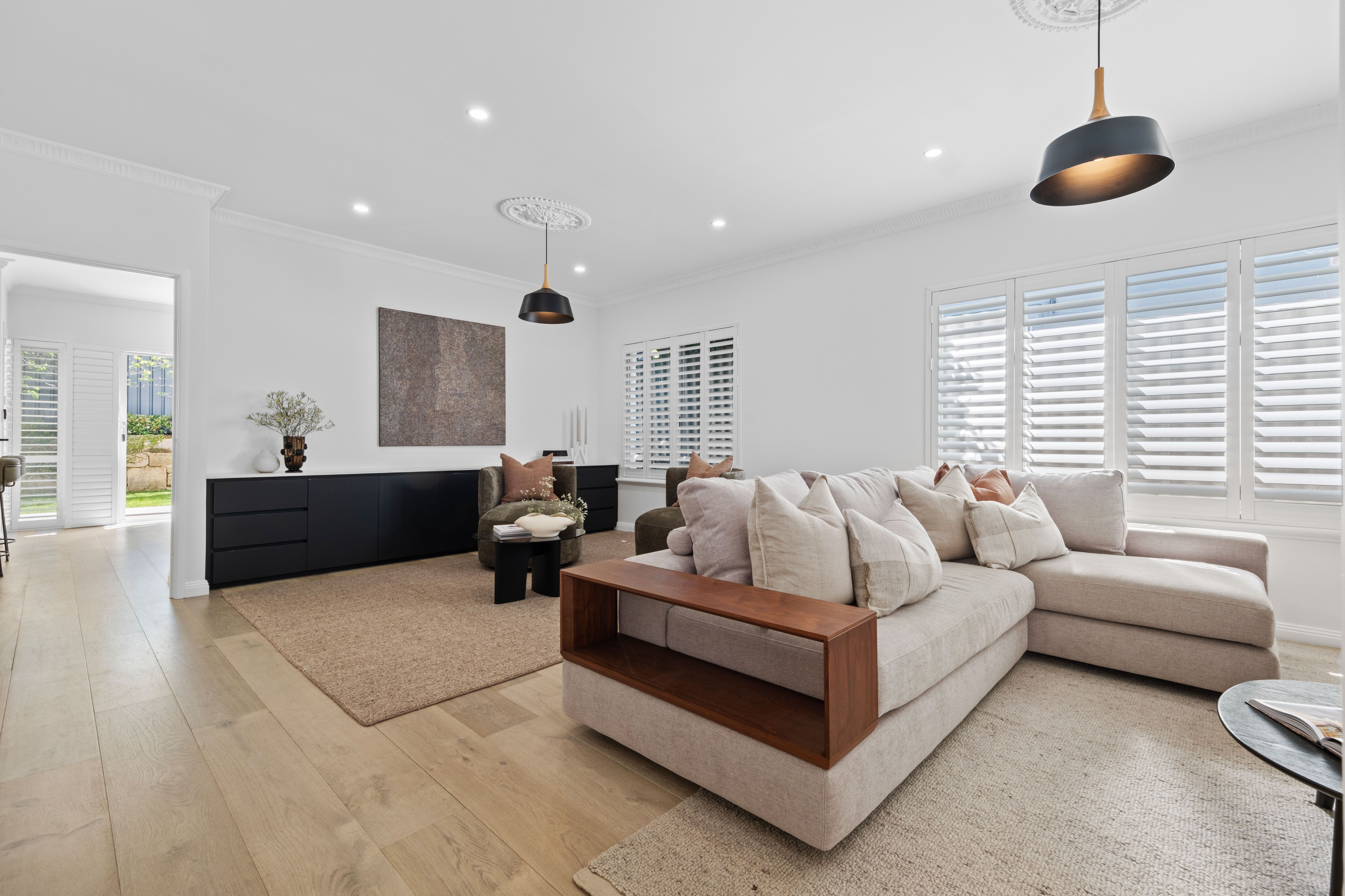 27 Reeve Street — photo 4 of 24