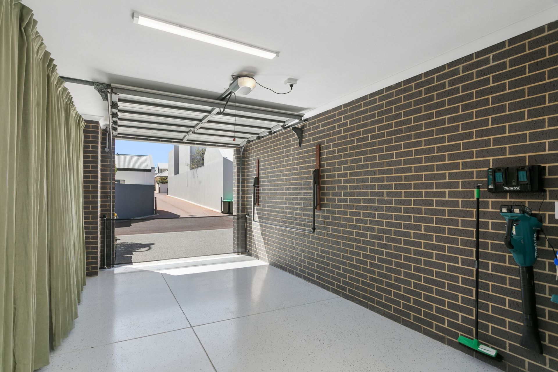 15 Mercator Terrace — photo 12 of 24