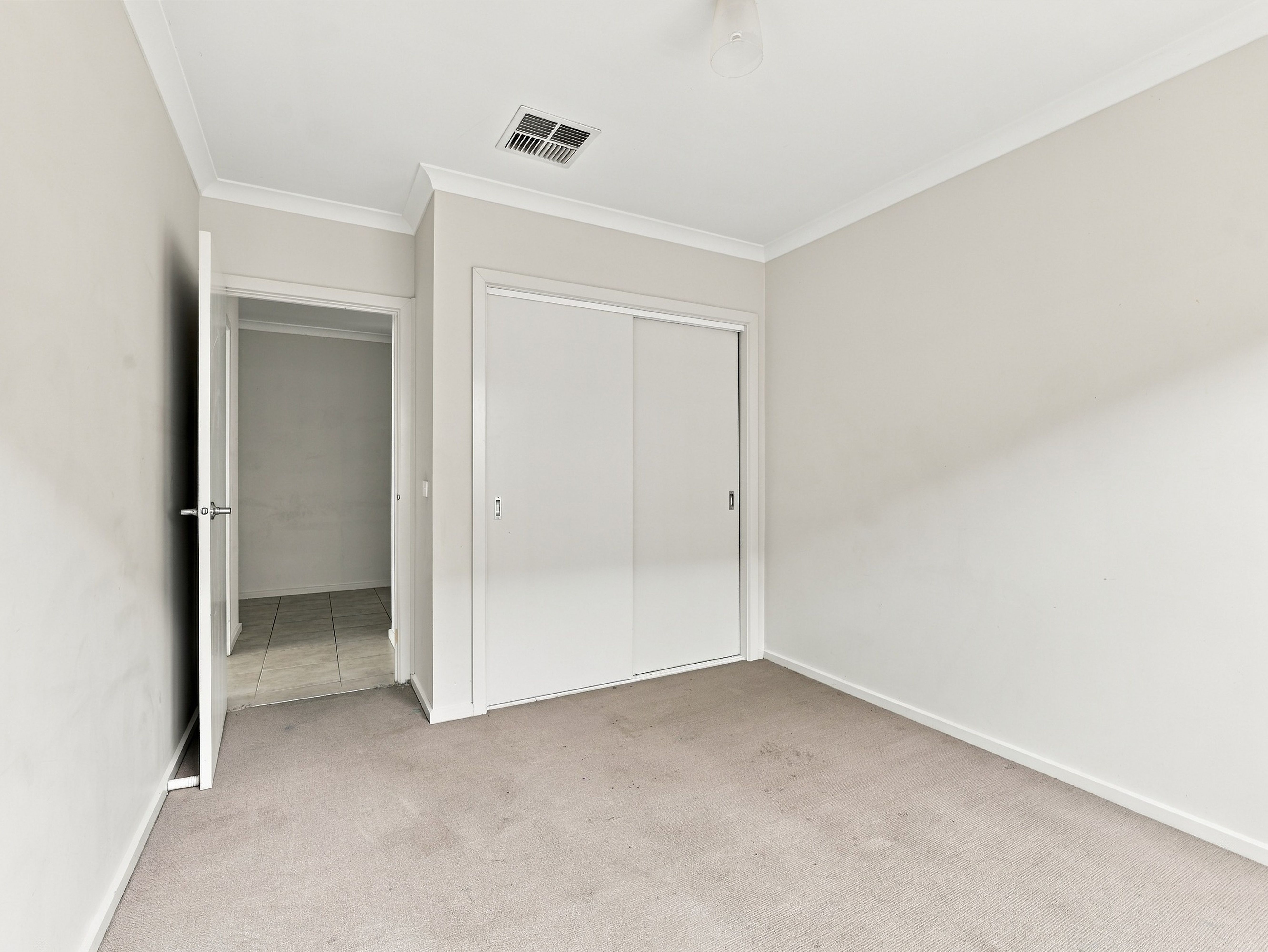 35 Allunga Way — photo 13 of 21