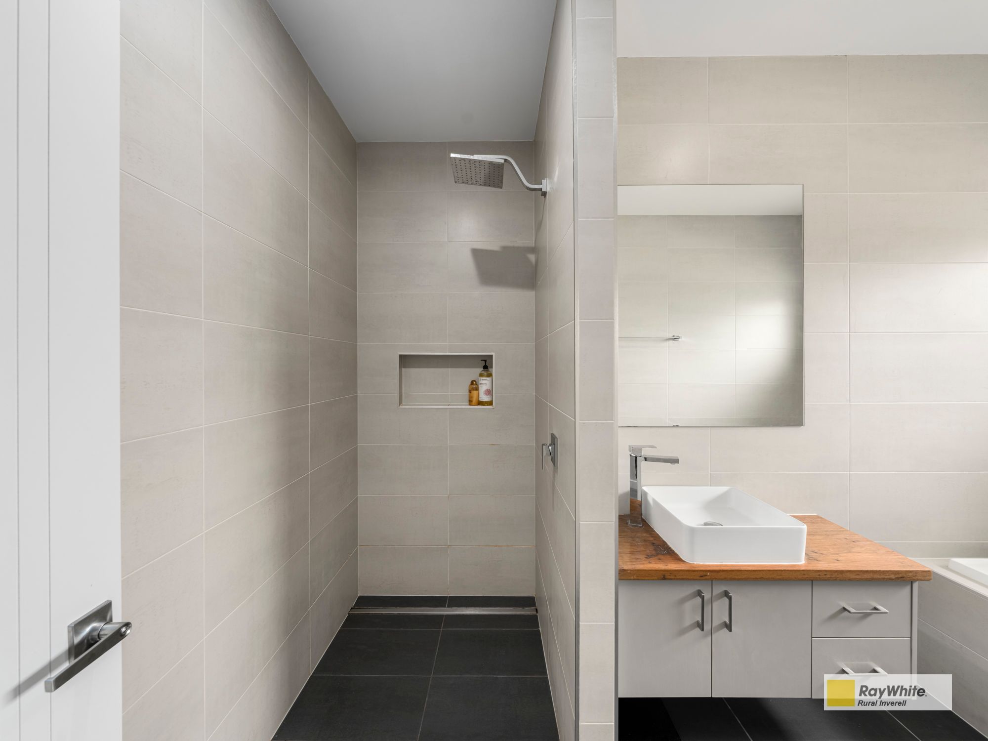 11 Wolbah Close — photo 18 of 30