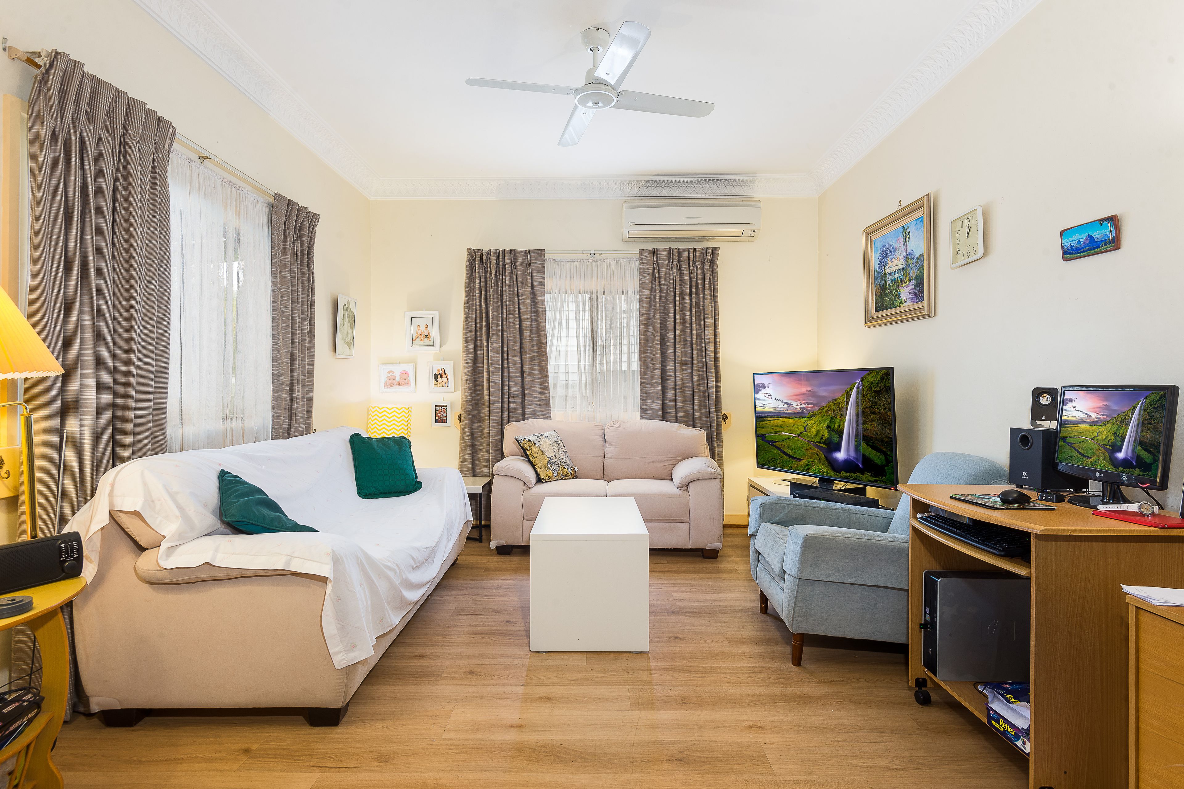 15 Mclean Parade, Ashgrove, QLD 4060