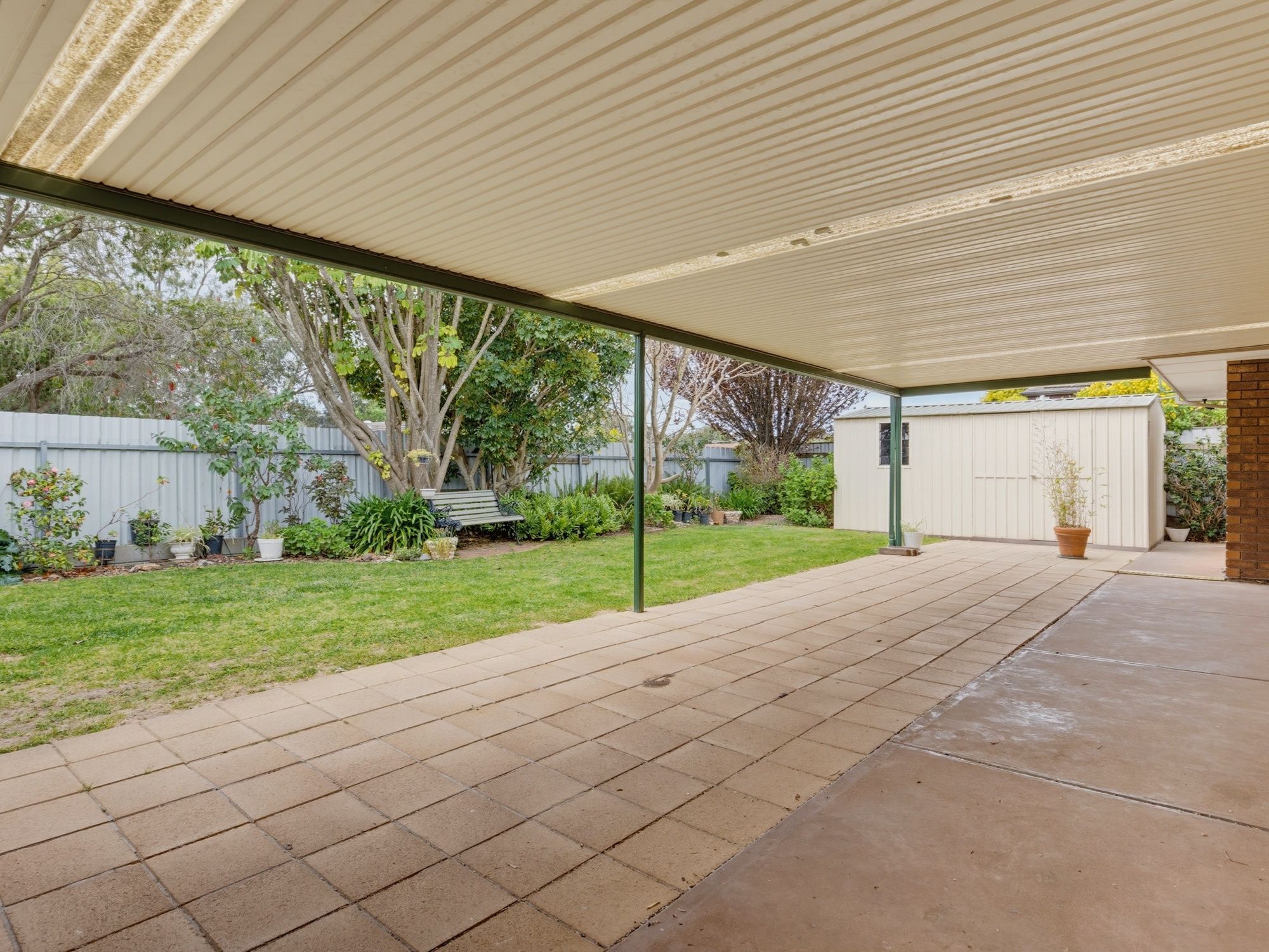 2 Frenshams Drive — photo 20 of 21