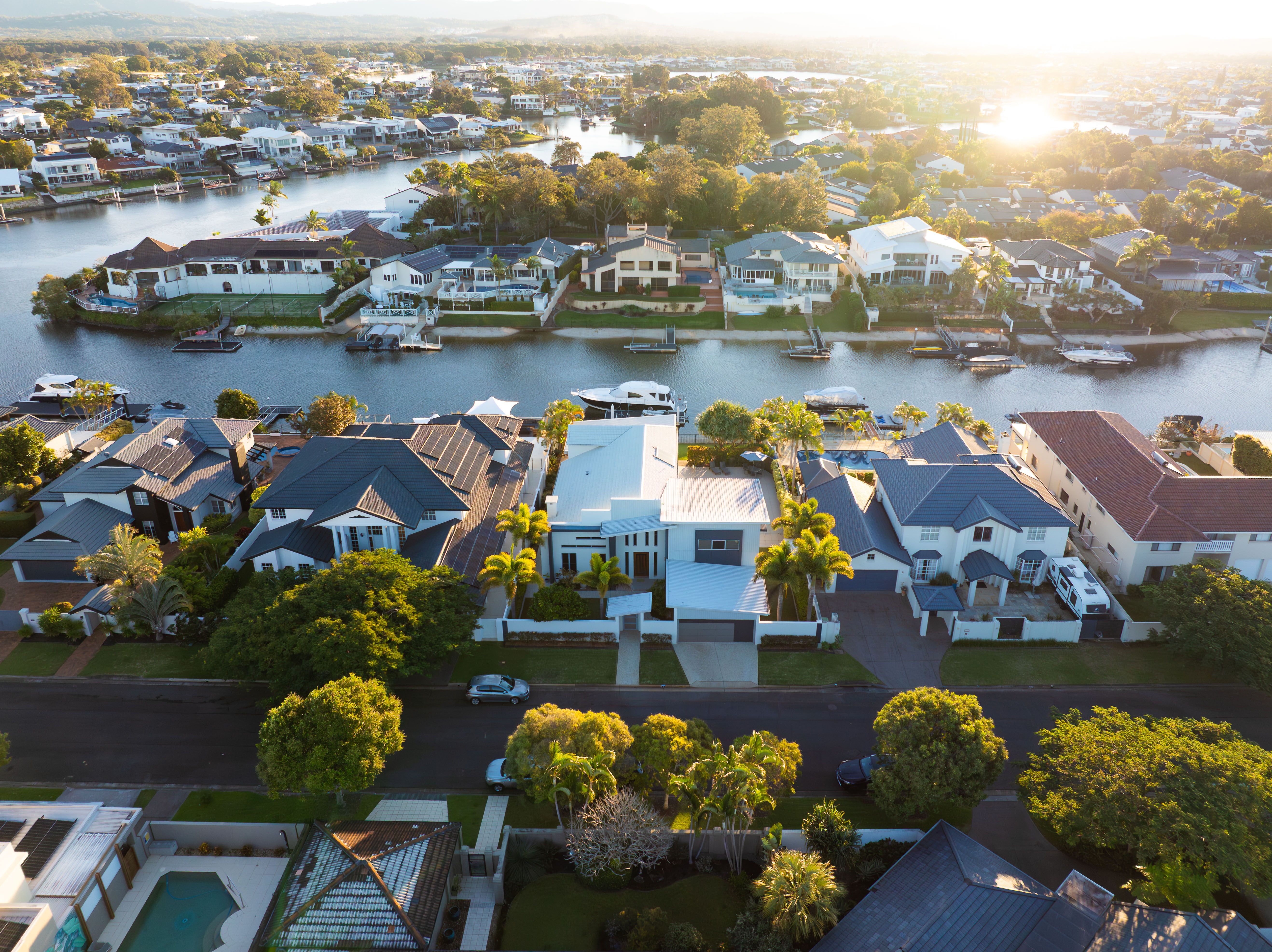 13 Saint Raphael Terrace, Sorrento, QLD 4217