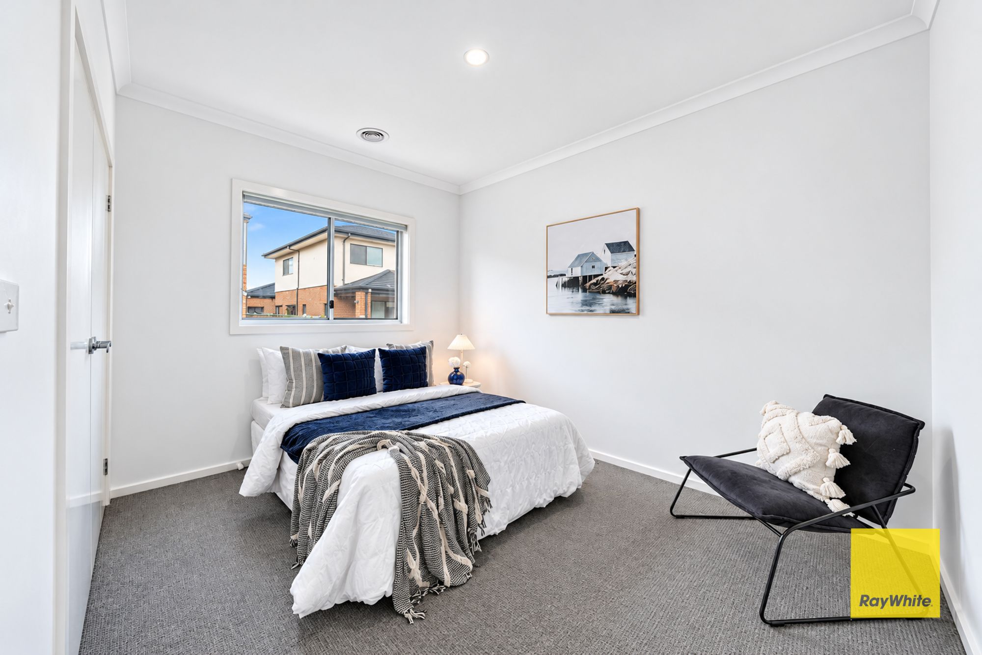 7 Tolhurst Street — photo 16 of 18