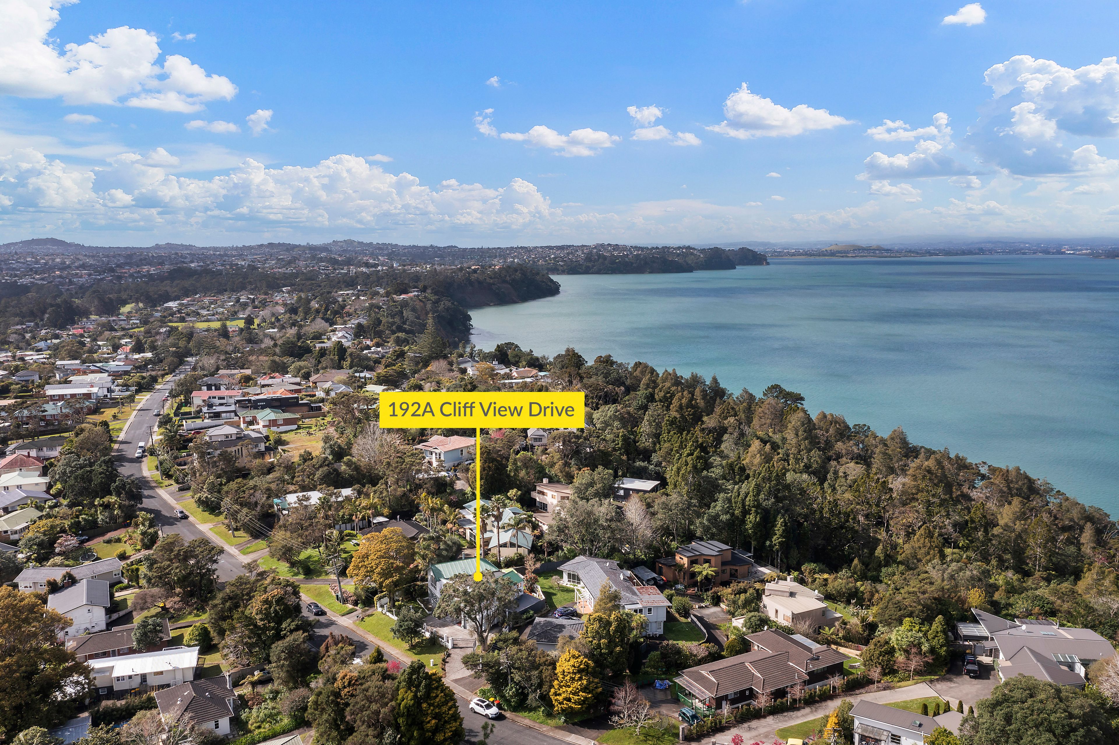 192a Cliff View Drive, Green Bay, Waitakere City