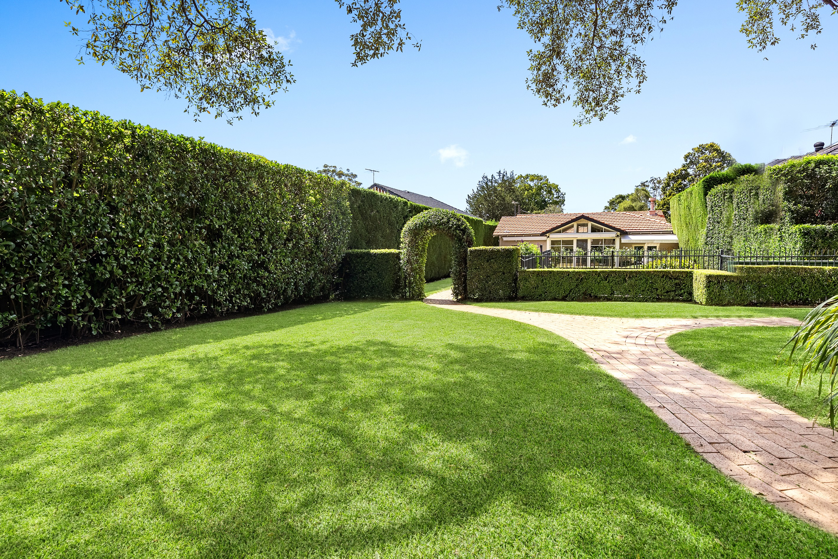 73 Middle Harbour Road, Lindfield, NSW 2070