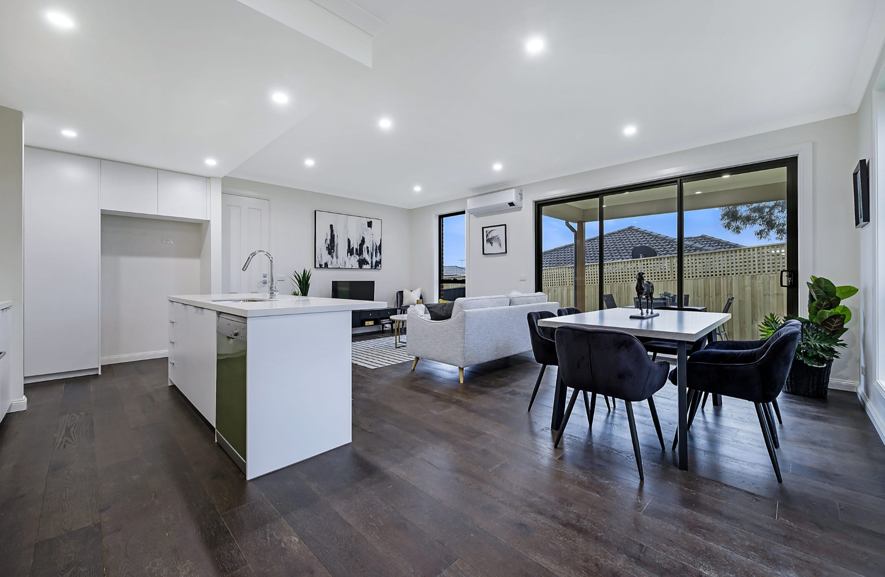 1/3 Adrienne Crescent, Mount Waverley, VIC 3149