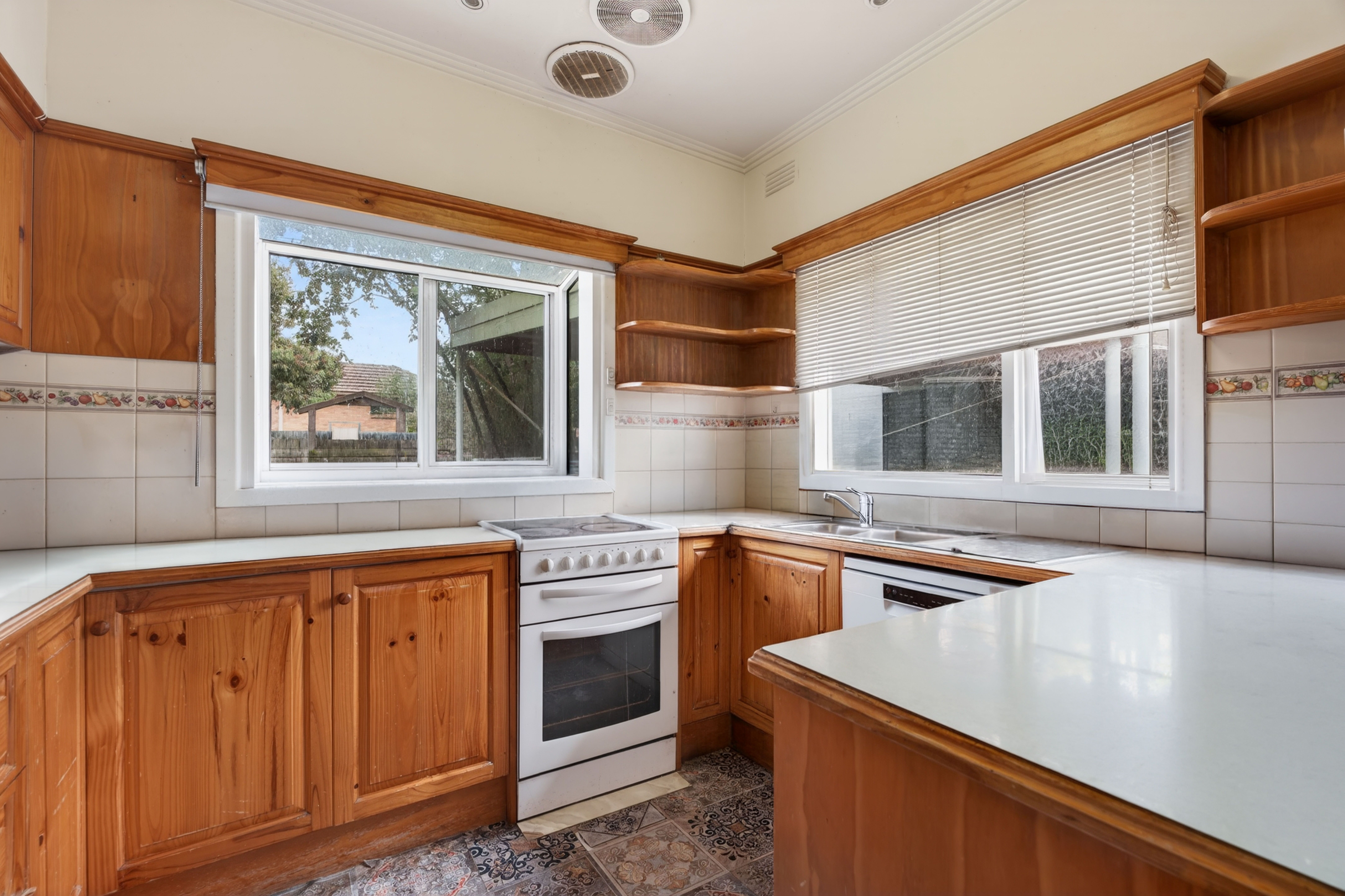 21 Stanley Grove, Blackburn, VIC 3130
