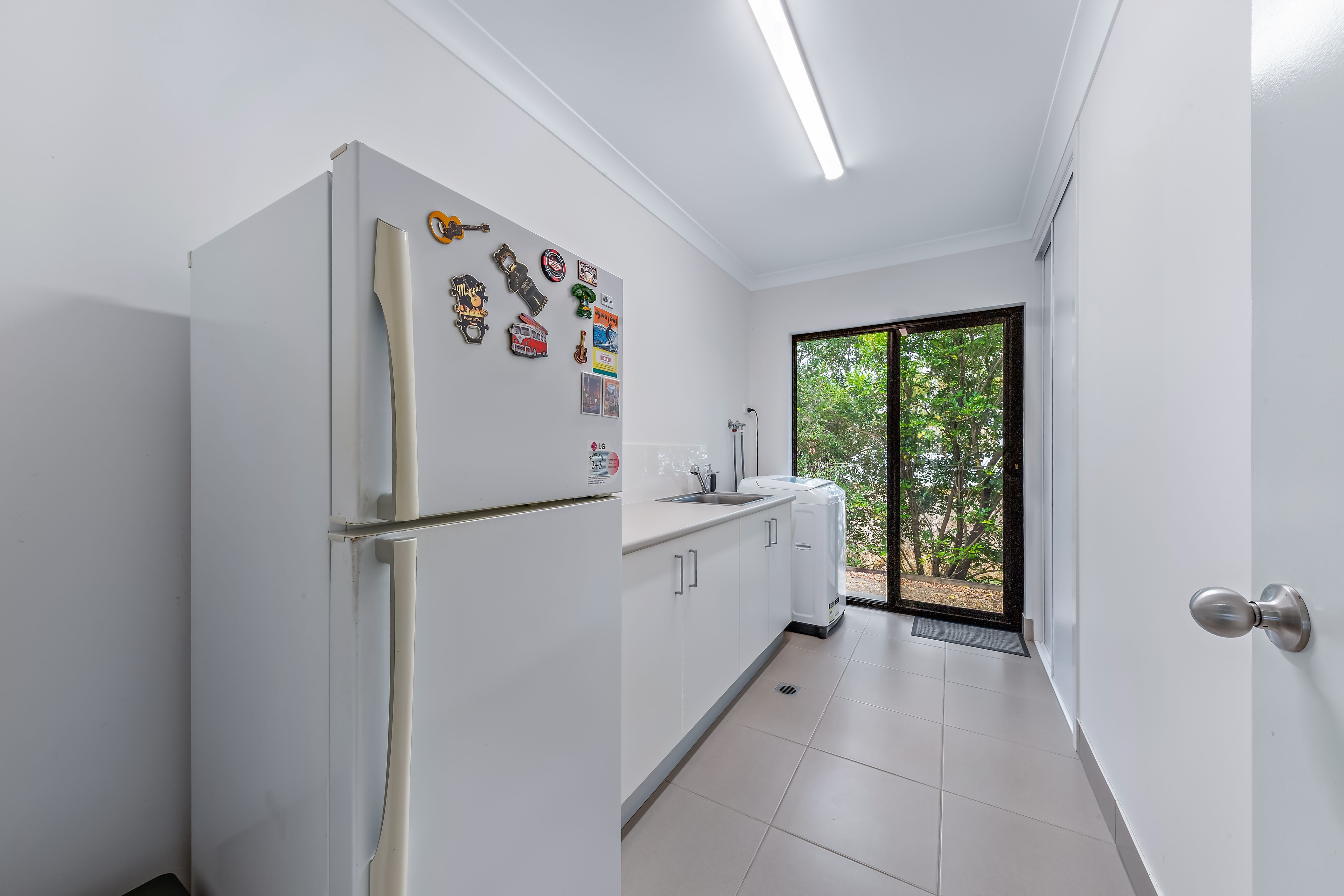 7 Beames Crescent — photo 16 of 19