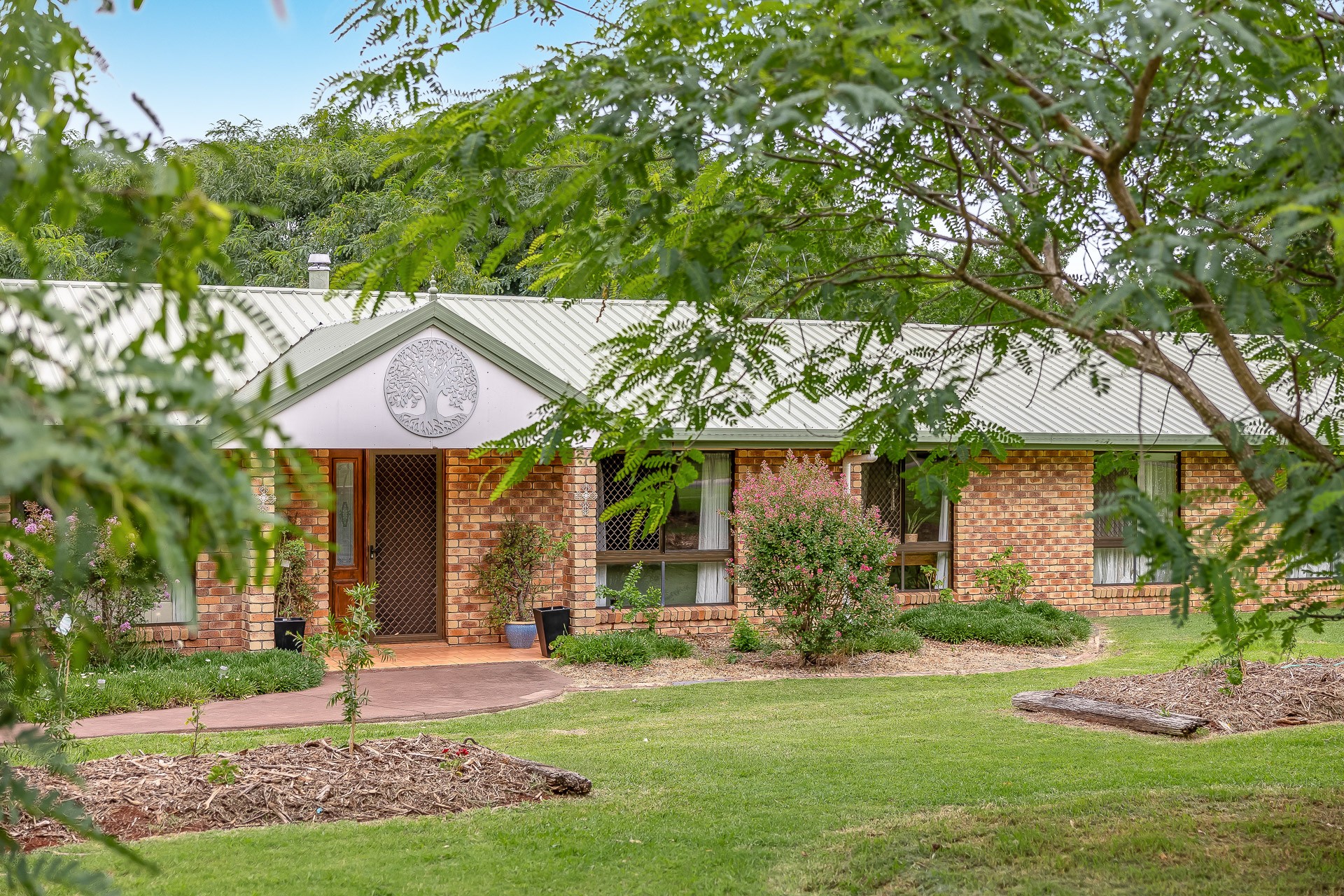 11 Pizzoni Road, Glenvale, QLD 4350