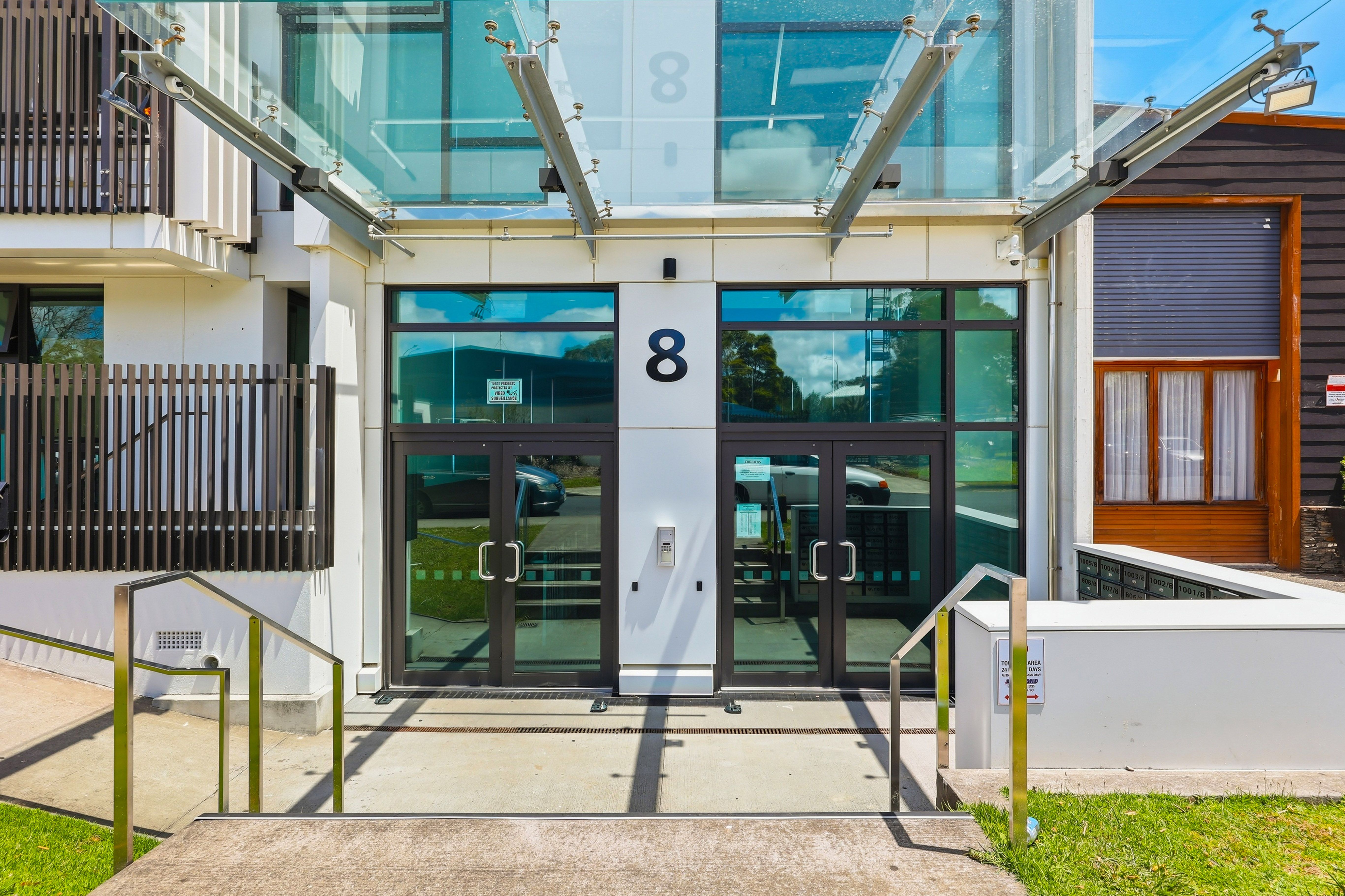 904/8 Waikumete Road, Glen Eden, Waitakere City