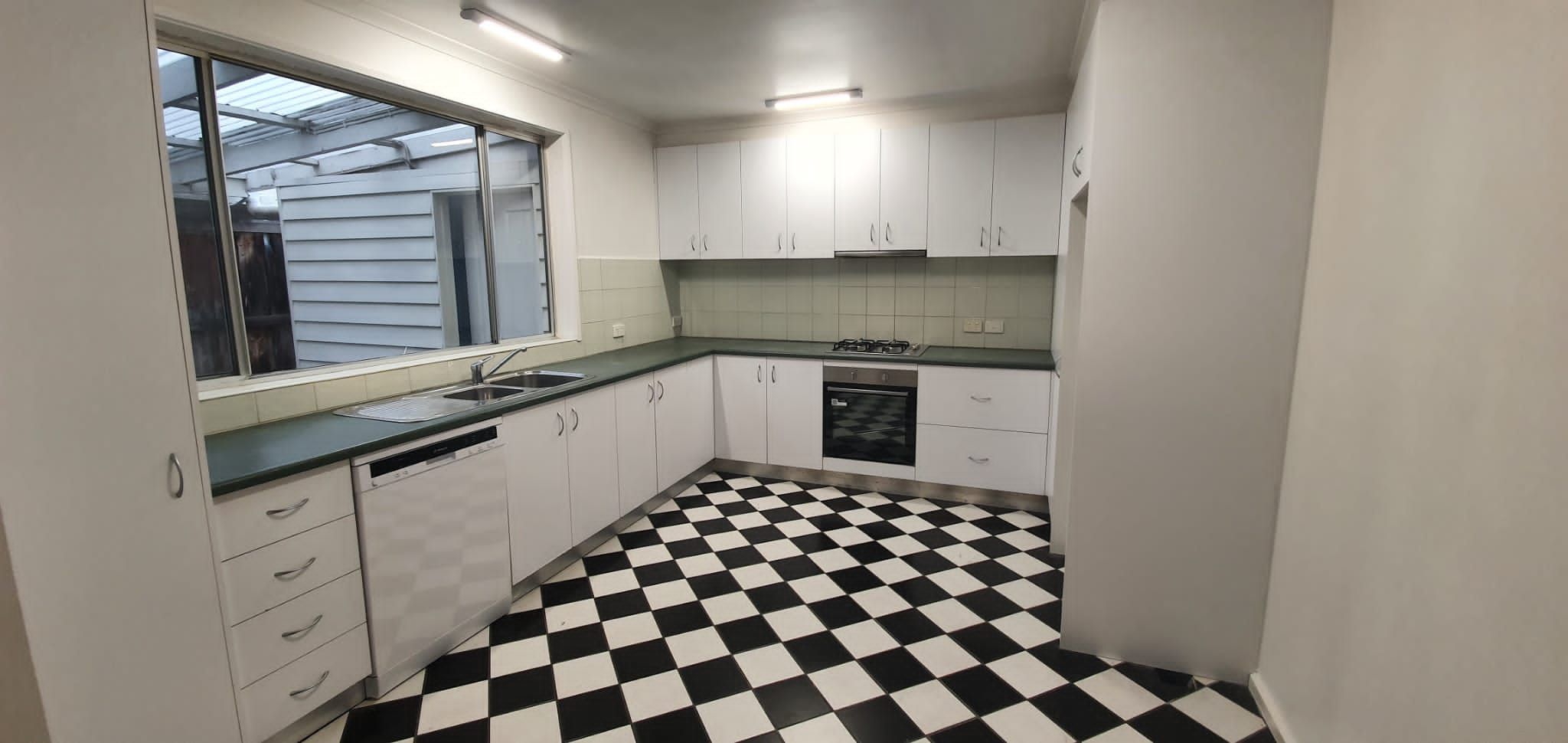 52A Willesden Road, Hughesdale, VIC 3166
