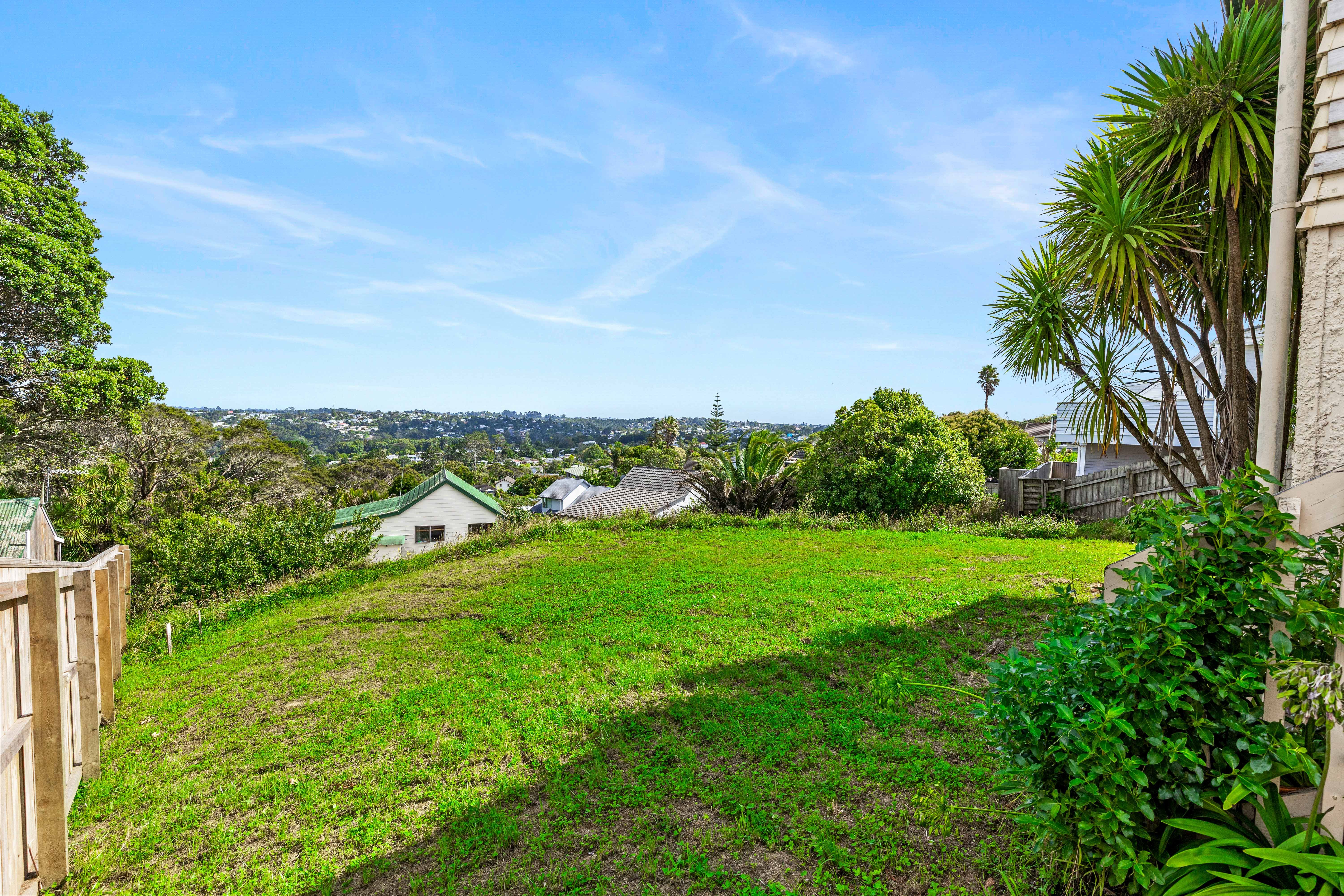 320 Glenfield Road, Glenfield, North Shore City